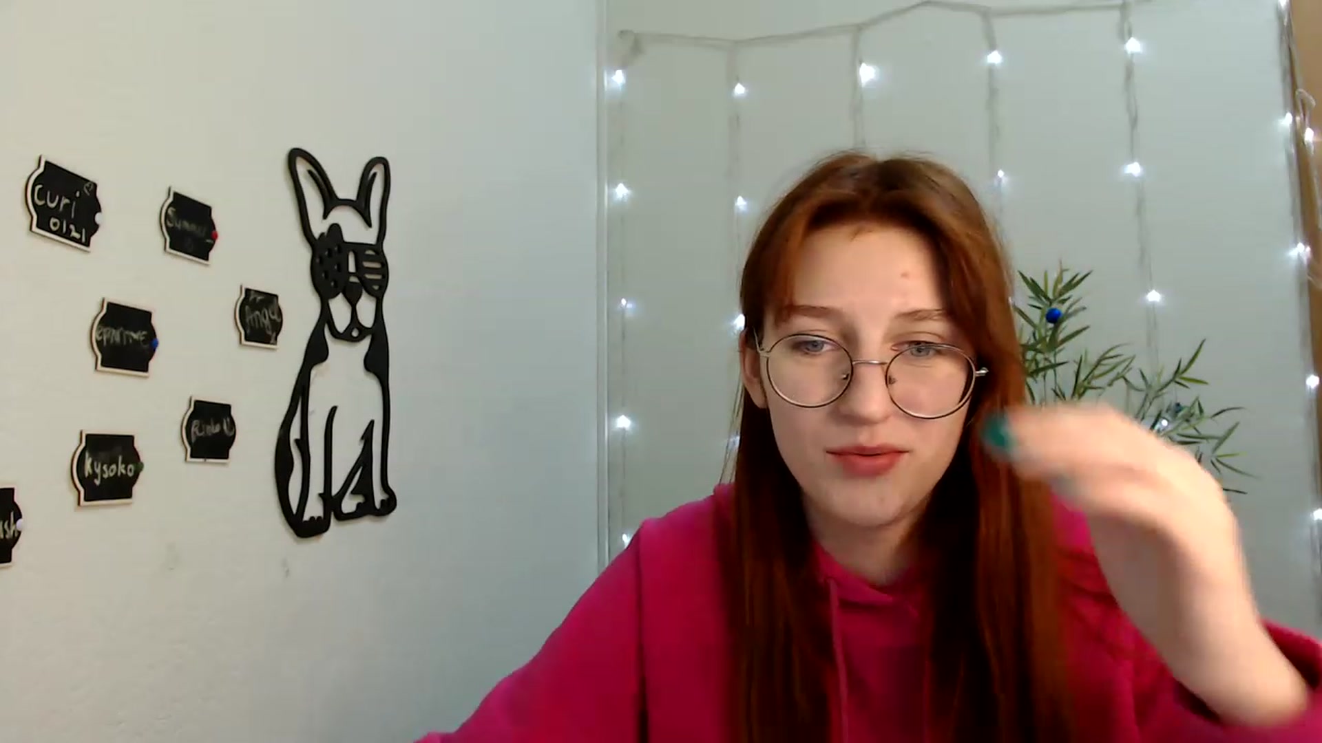 Gallery image thumbnail from Red_Hot_Fox's myfreecams stream on, 12/15/2022, 10:26 image 19 of 20