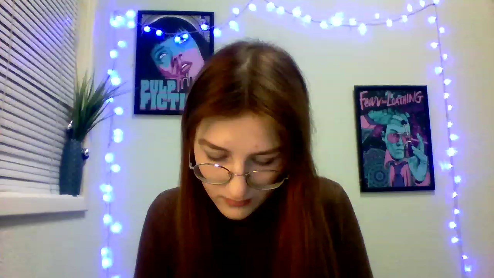 Gallery image thumbnail from Red_Hot_Fox's myfreecams stream on, 12/18/2022, 09:59 image 7 of 20