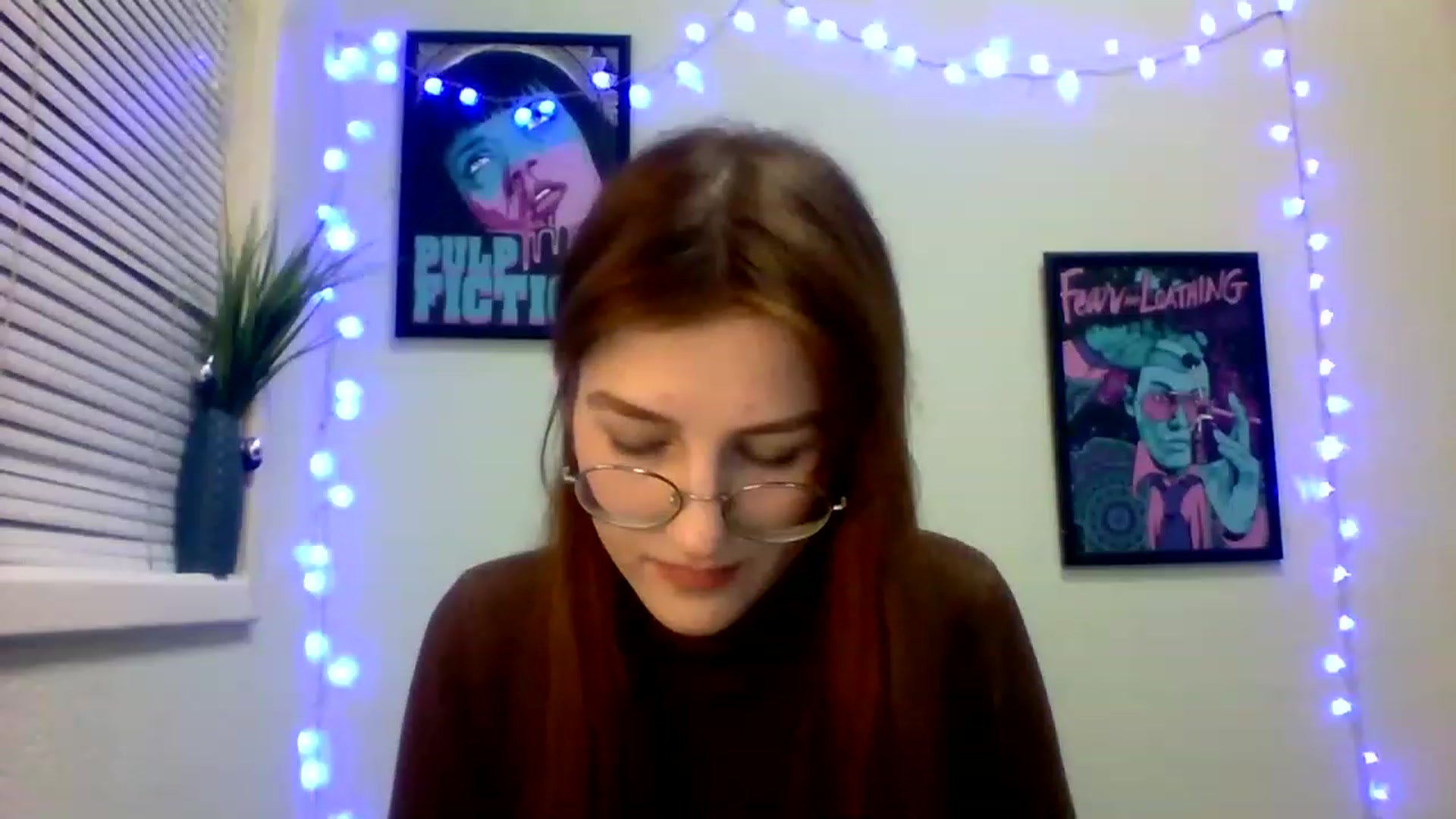 Gallery image thumbnail from Red_Hot_Fox's myfreecams stream on, 12/18/2022, 09:59 image 17 of 20