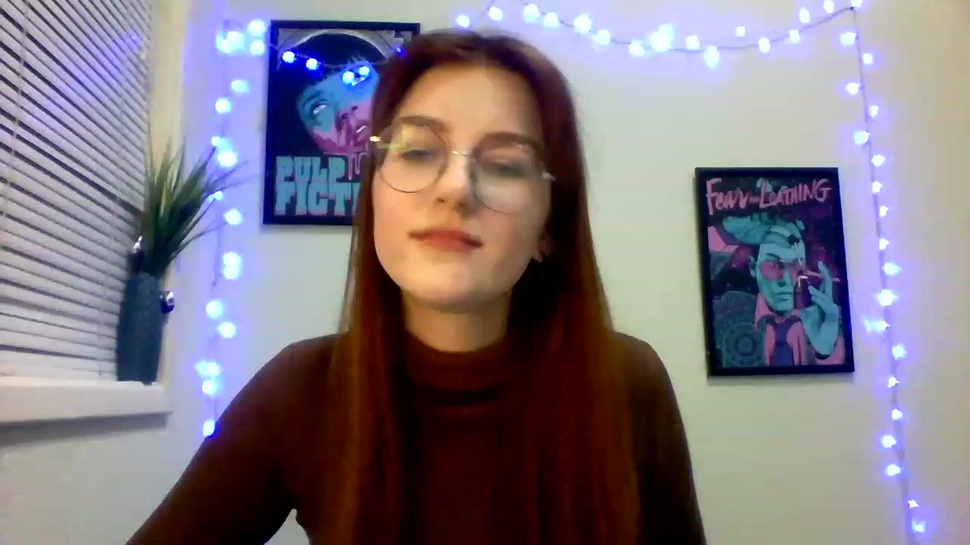 Gallery image thumbnail from Red_Hot_Fox's myfreecams stream on, 12/18/2022, 09:59 image 4 of 20