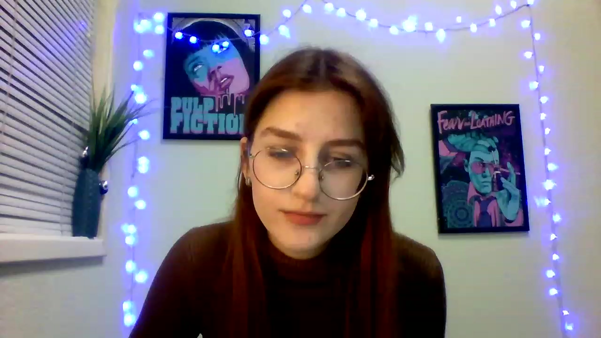 Gallery image thumbnail from Red_Hot_Fox's myfreecams stream on, 12/18/2022, 09:59 image 14 of 20