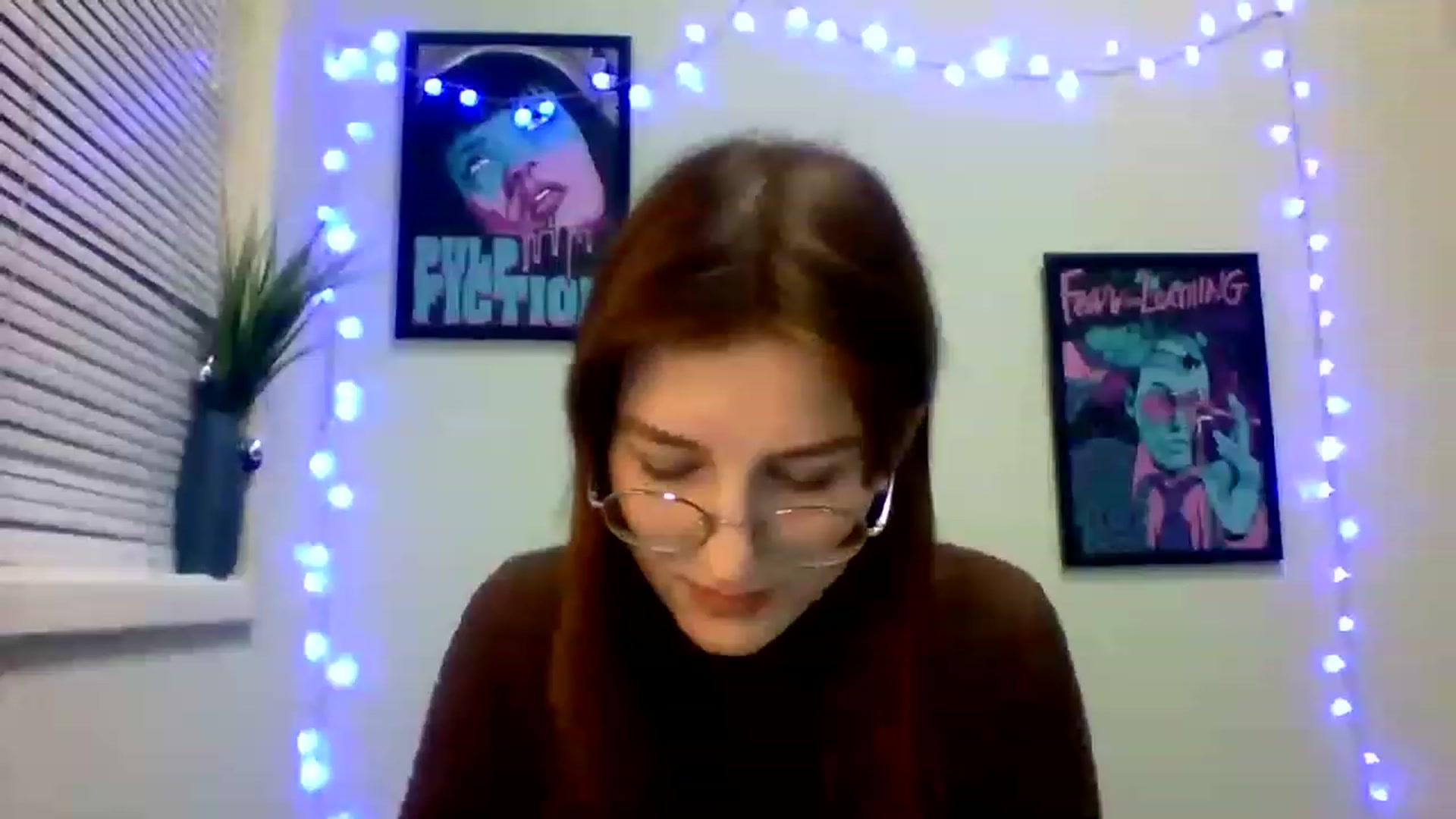Gallery image thumbnail from Red_Hot_Fox's myfreecams stream on, 12/18/2022, 09:59 image 15 of 20
