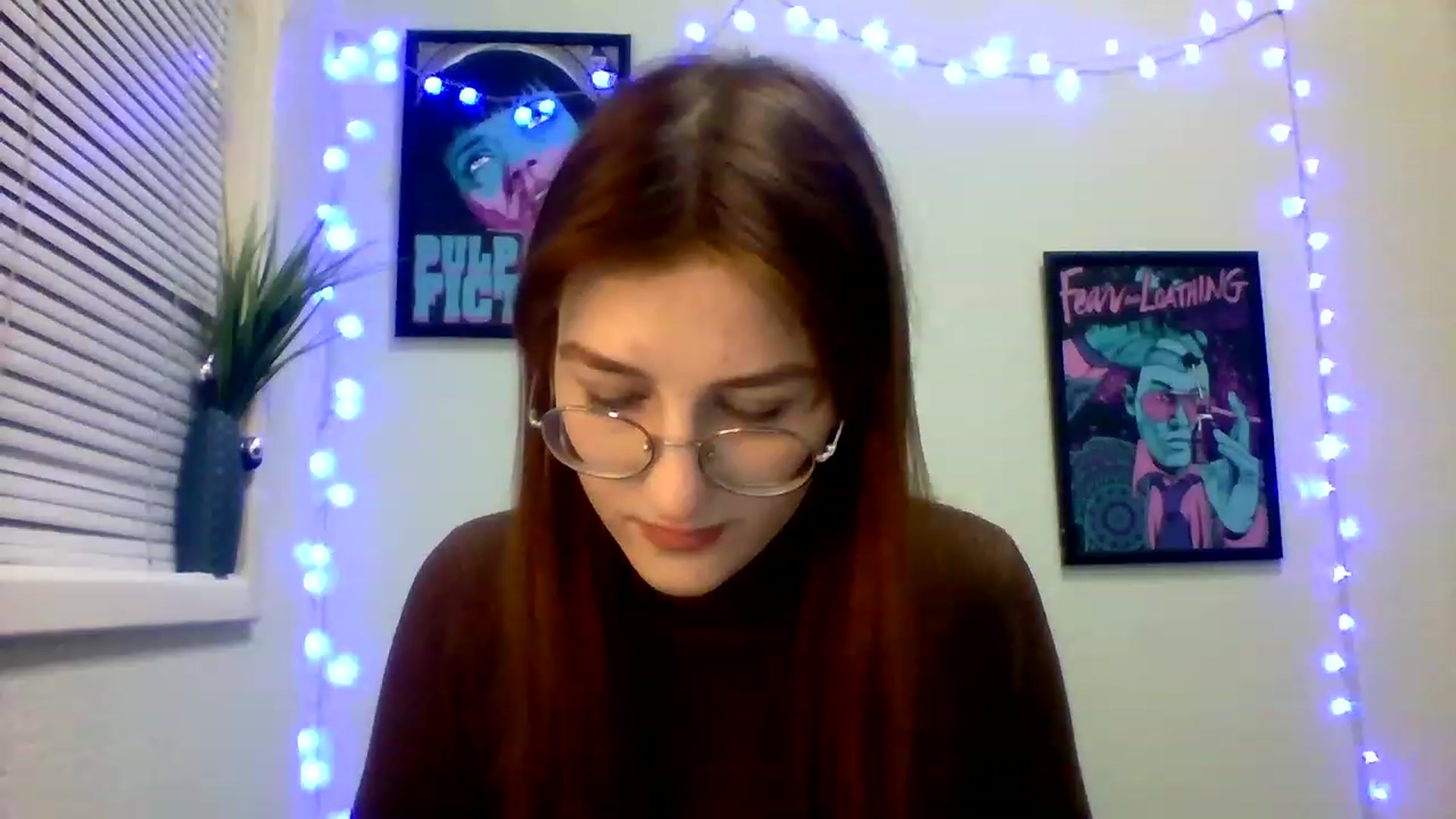 Gallery image thumbnail from Red_Hot_Fox's myfreecams stream on, 12/18/2022, 09:59 image 3 of 20