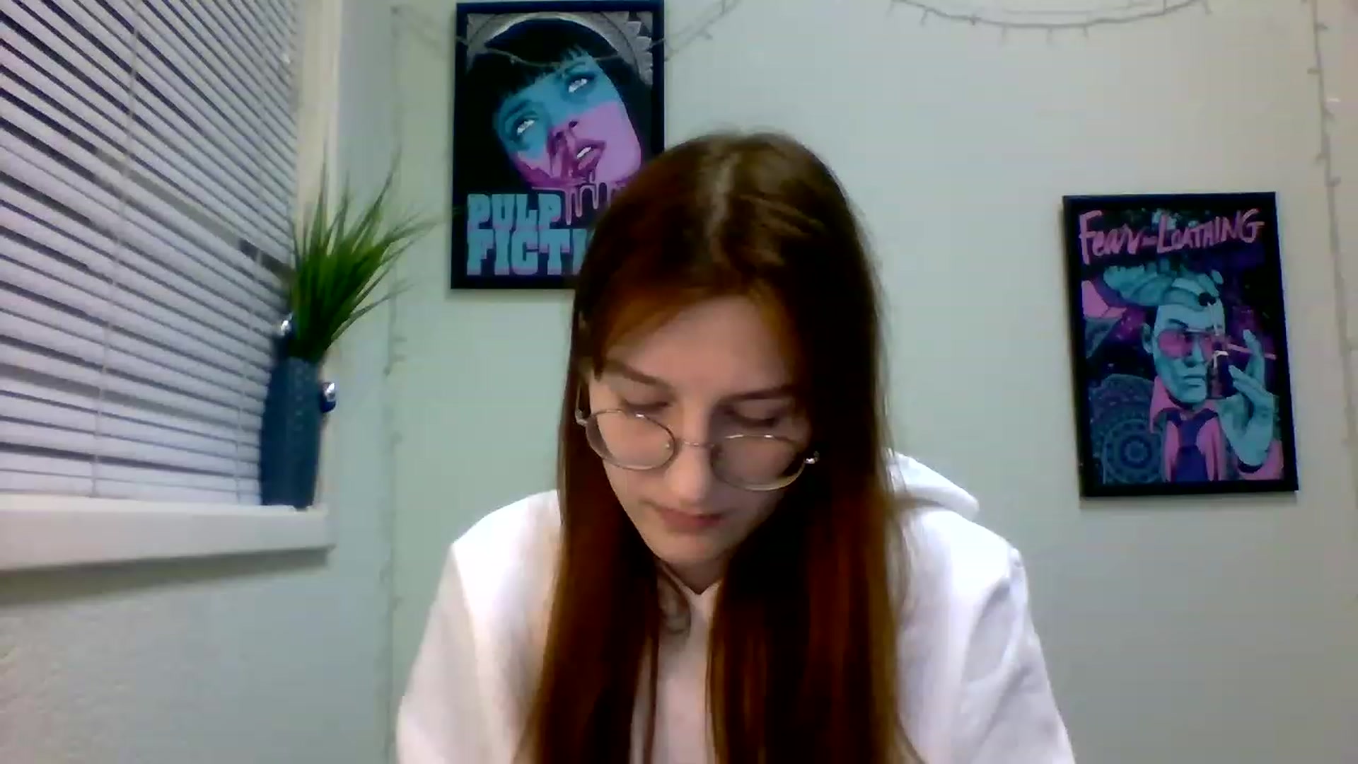 Gallery image thumbnail from Red_Hot_Fox's myfreecams stream on, 12/21/2022, 15:05 image 14 of 20