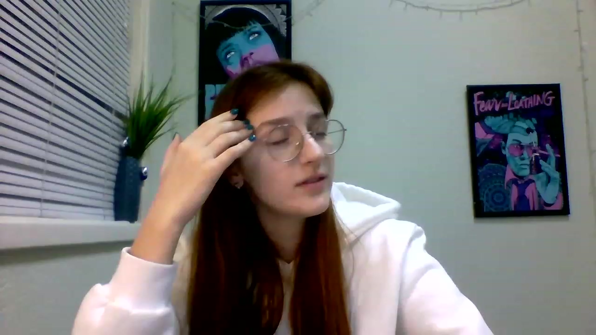 Gallery image thumbnail from Red_Hot_Fox's myfreecams stream on, 12/21/2022, 16:45 image 15 of 20