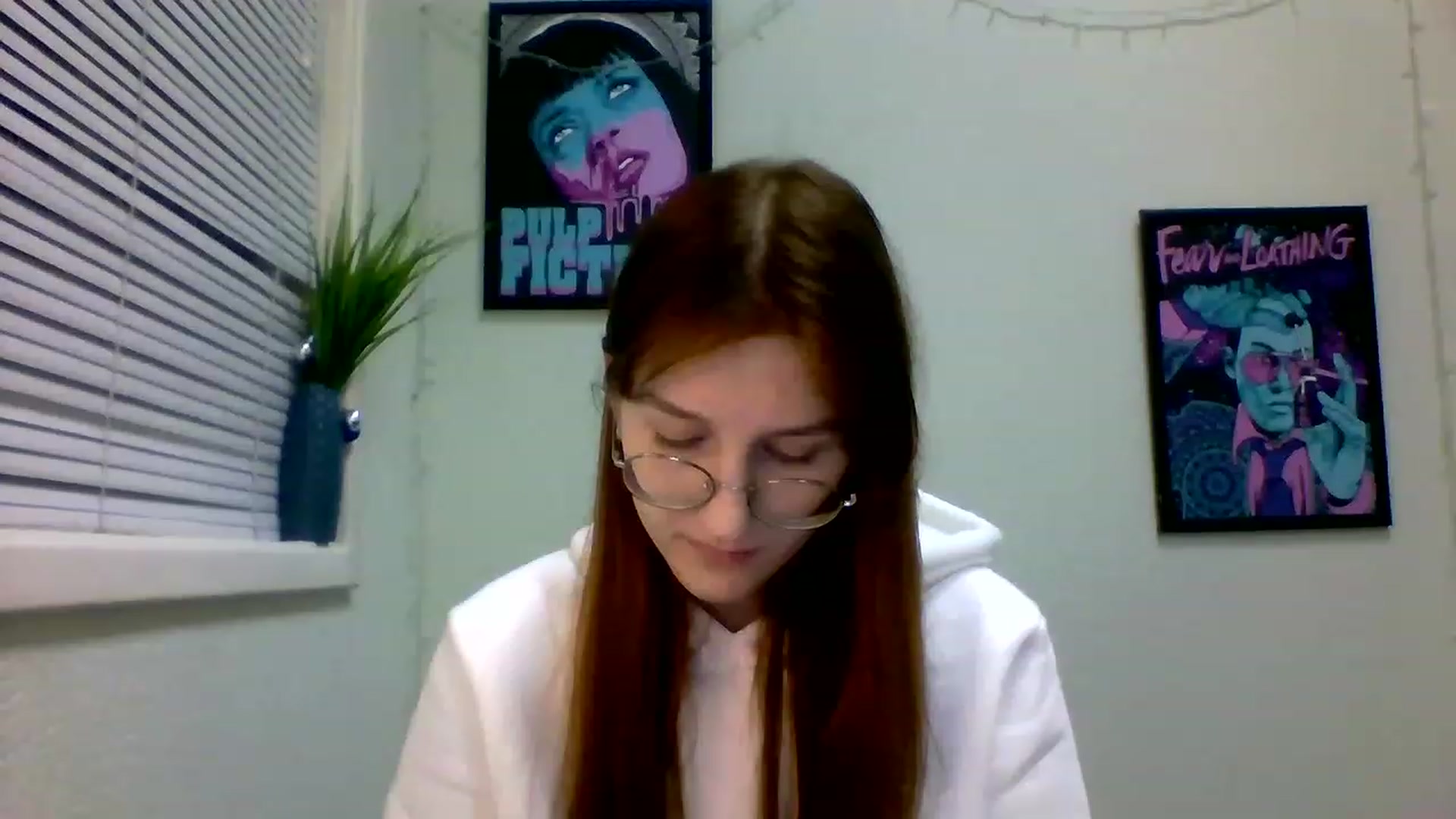 Gallery image thumbnail from Red_Hot_Fox's myfreecams stream on, 12/21/2022, 16:45 image 14 of 20