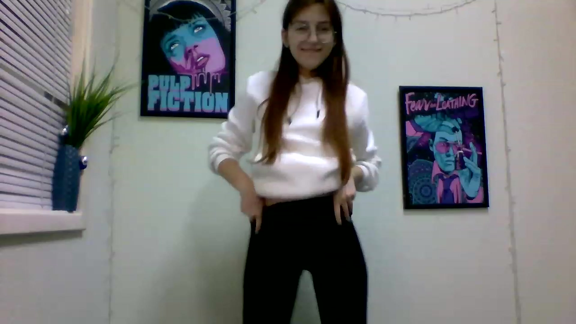 Gallery image thumbnail from Red_Hot_Fox's myfreecams stream on, 12/21/2022, 18:09 image 10 of 20