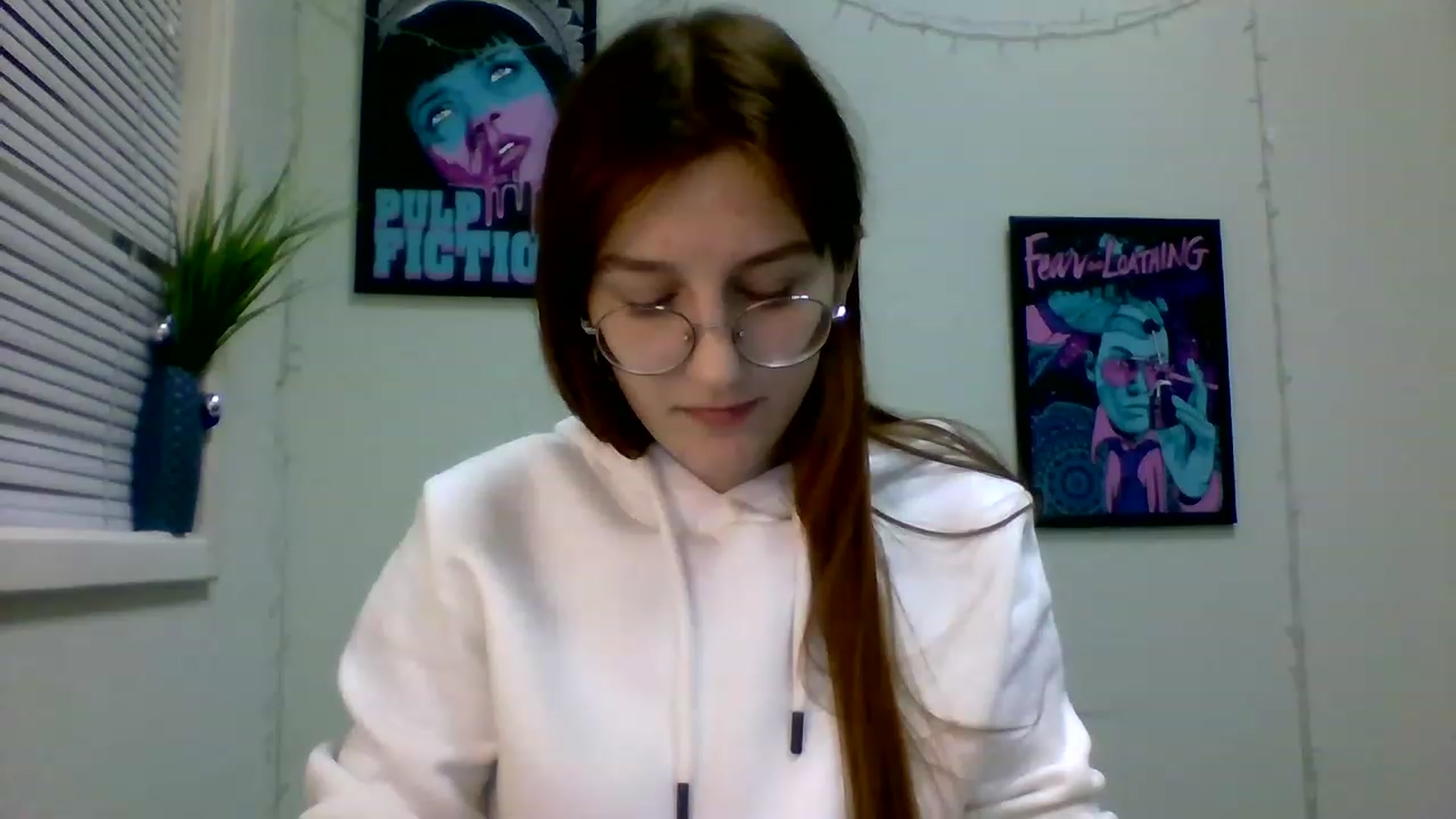 Gallery image thumbnail from Red_Hot_Fox's myfreecams stream on, 12/21/2022, 18:09 image 11 of 20