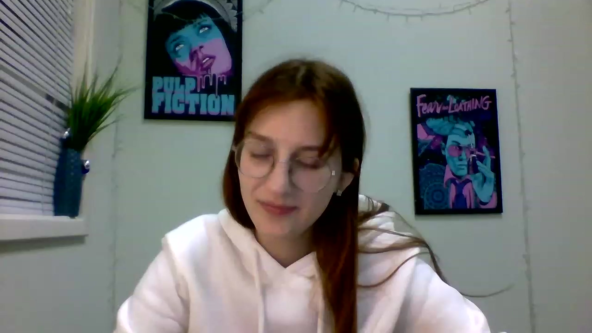 Gallery image thumbnail from Red_Hot_Fox's myfreecams stream on, 12/21/2022, 18:09 image 13 of 20