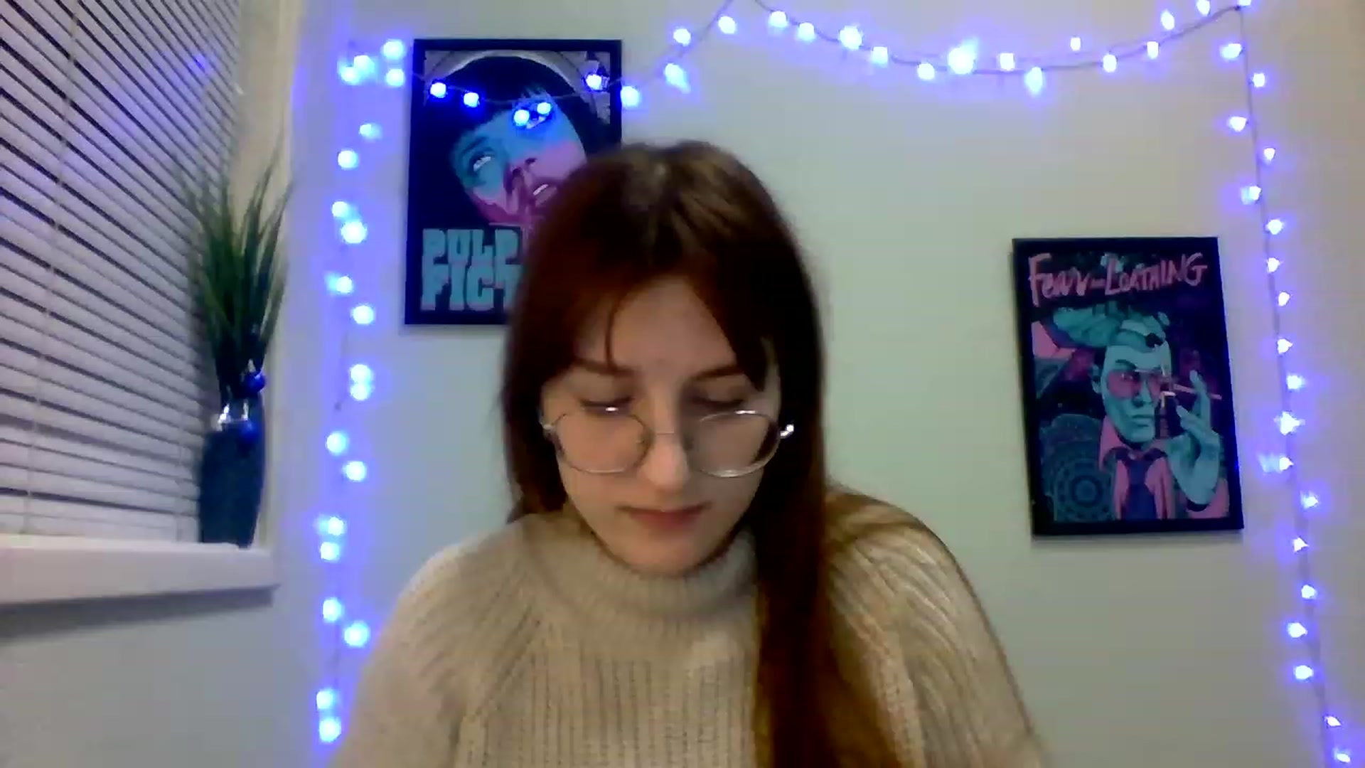 Gallery image thumbnail from Red_Hot_Fox's myfreecams stream on, 12/25/2022, 14:47 image 8 of 20