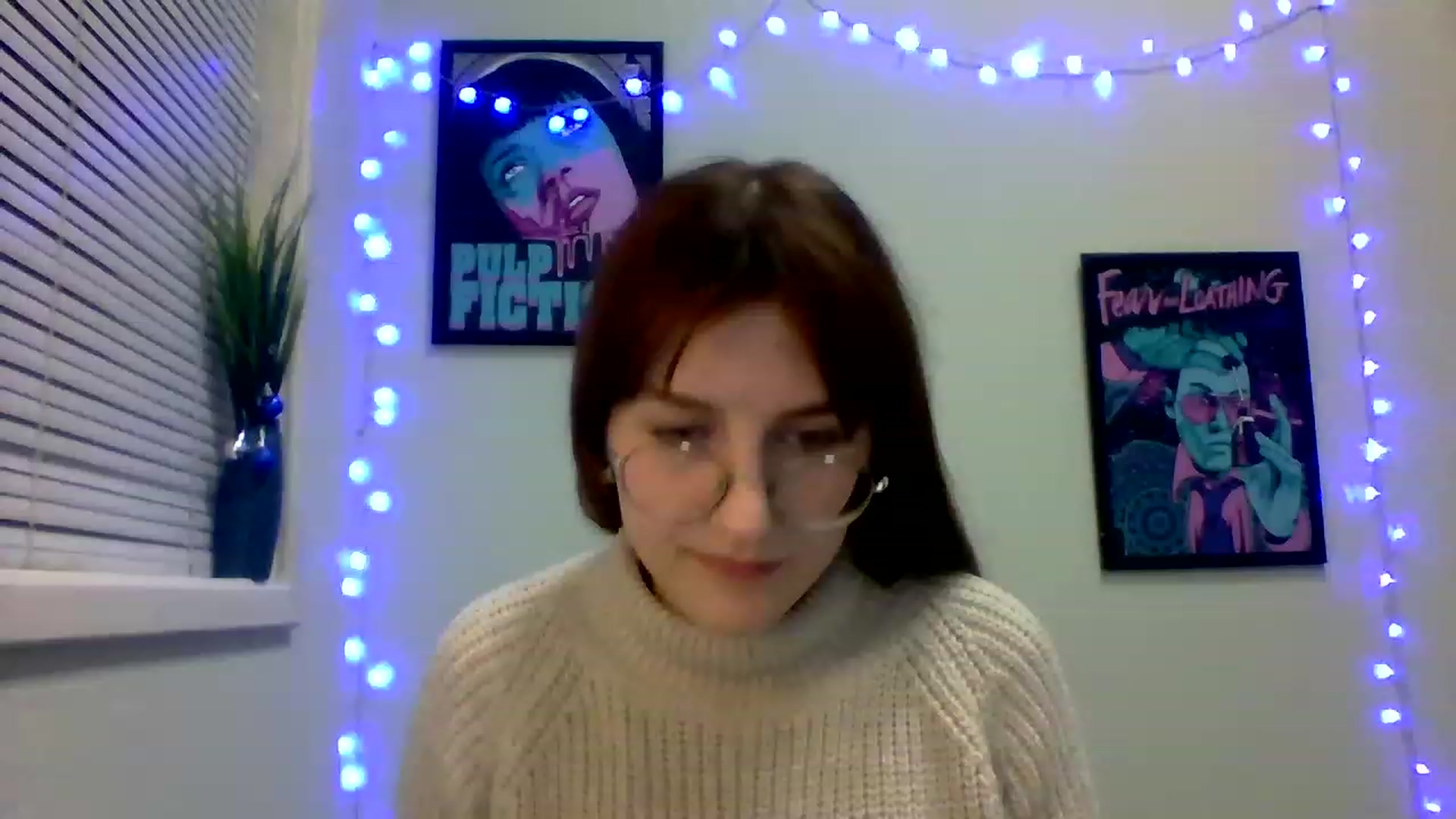Gallery image thumbnail from Red_Hot_Fox's myfreecams stream on, 12/25/2022, 14:47 image 5 of 20