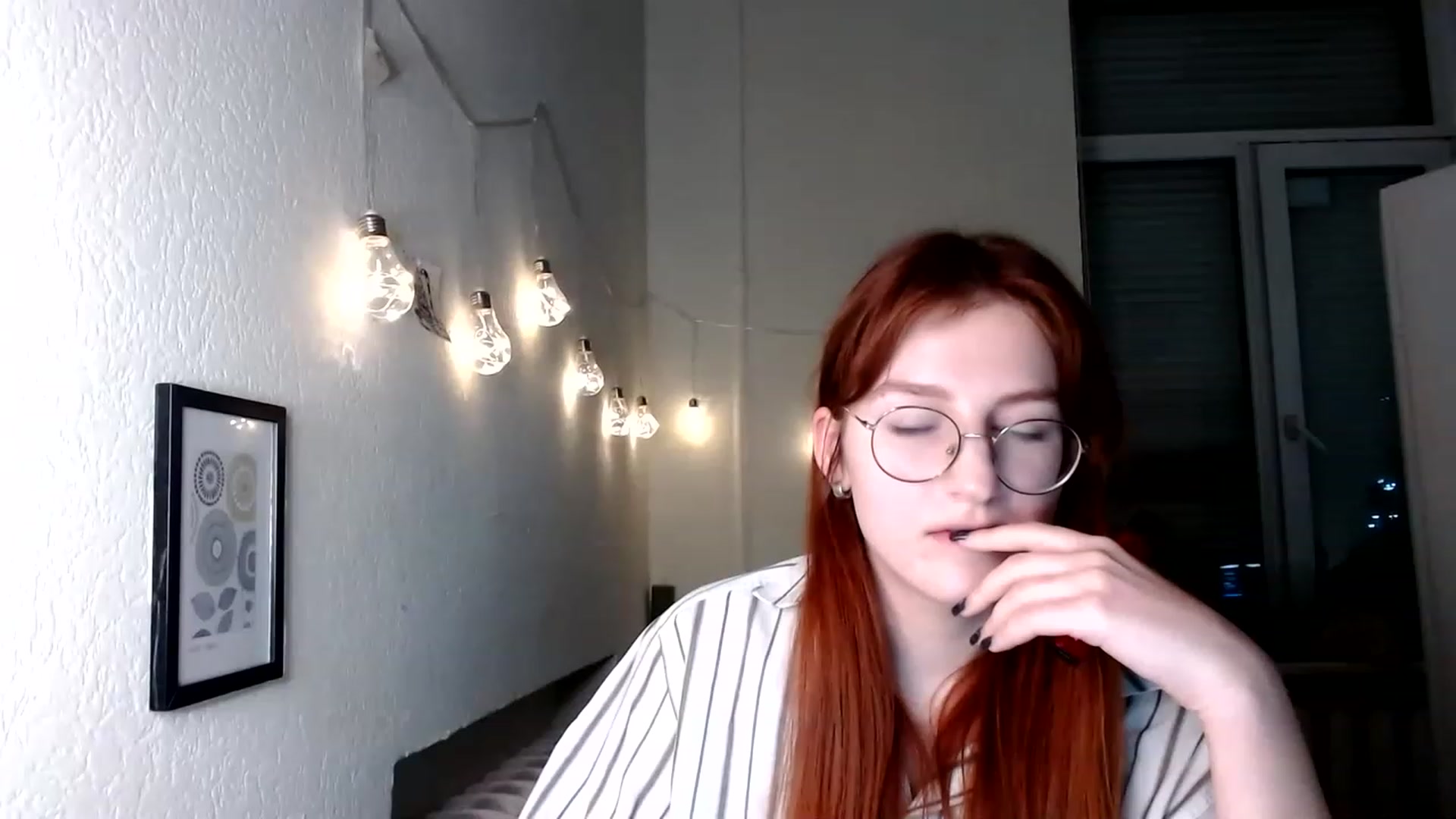 Gallery image thumbnail from Red_Hot_Fox's myfreecams stream on, 01/19/2023, 14:10 image 10 of 20