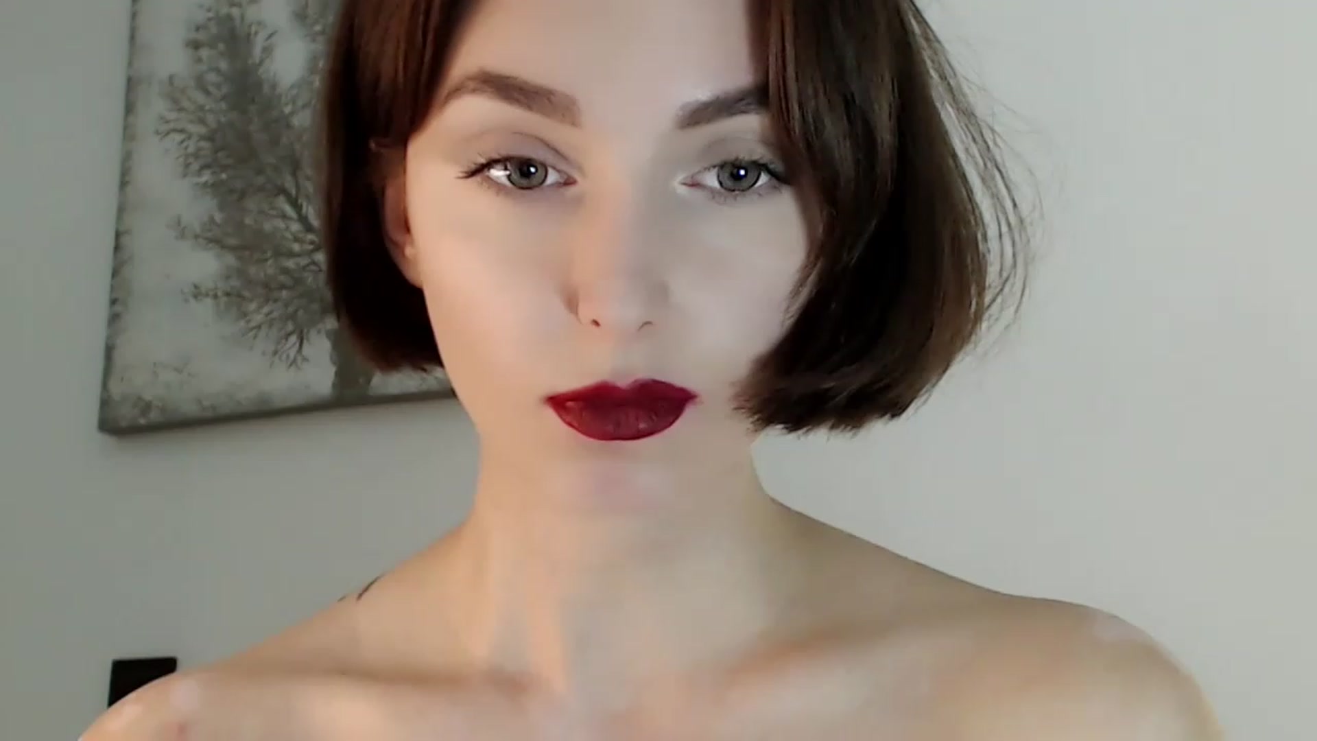 Gallery image thumbnail from Red_Lips_Girl's myfreecams stream on, 11/17/2022, 23:11 image 12 of 20