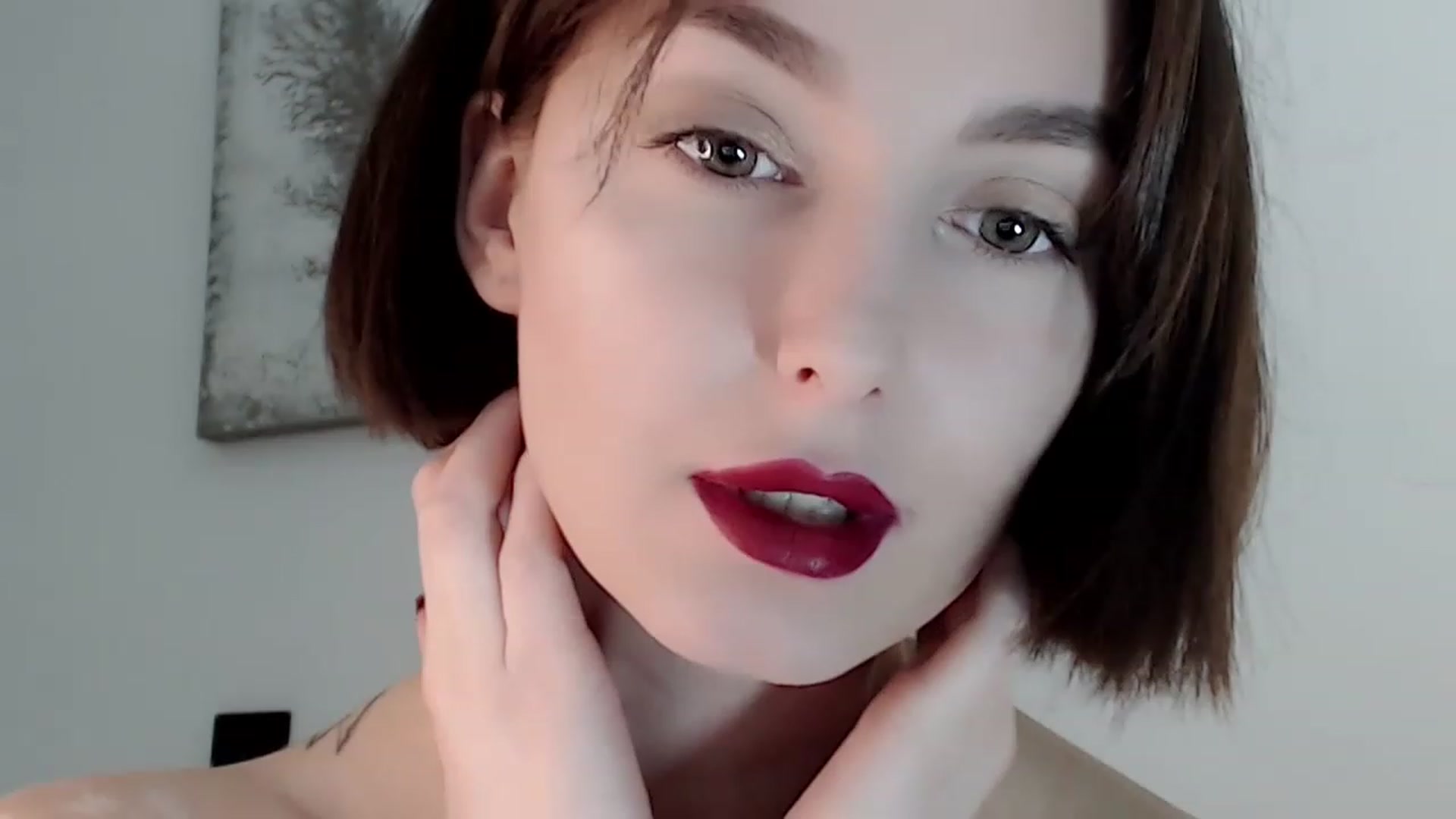Gallery image thumbnail from Red_Lips_Girl's myfreecams stream on, 11/20/2022, 18:25 image 12 of 20