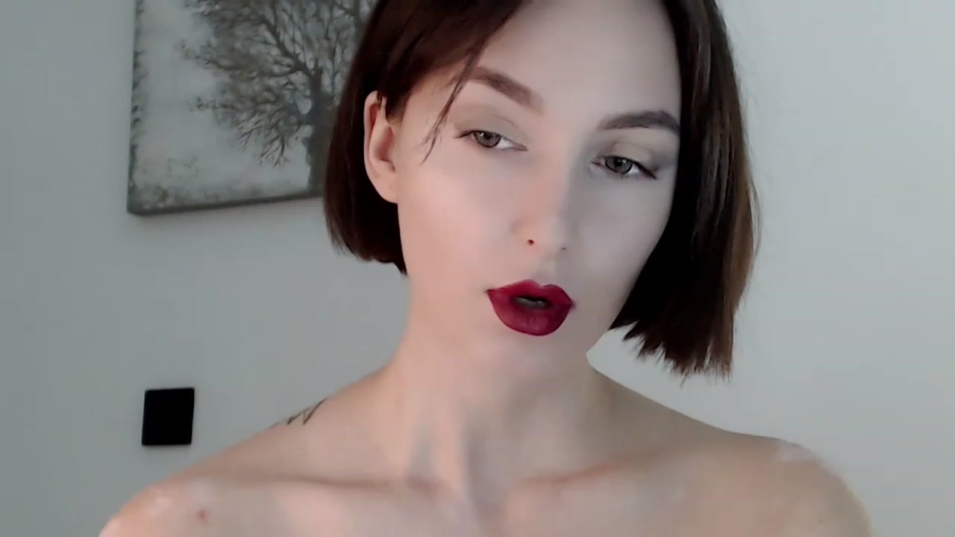 Gallery image thumbnail from Red_Lips_Girl's myfreecams stream on, 11/20/2022, 18:25 image 5 of 20