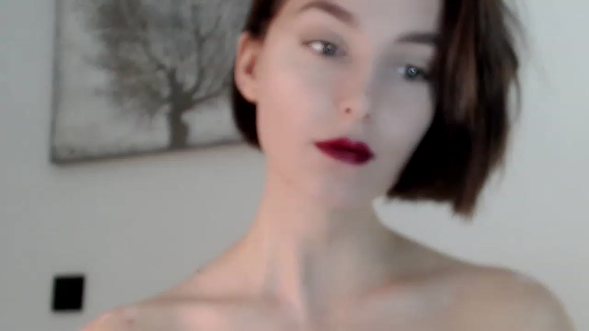 Gallery image thumbnail from Red_Lips_Girl's myfreecams stream on, 11/20/2022, 19:34 image 1 of 20