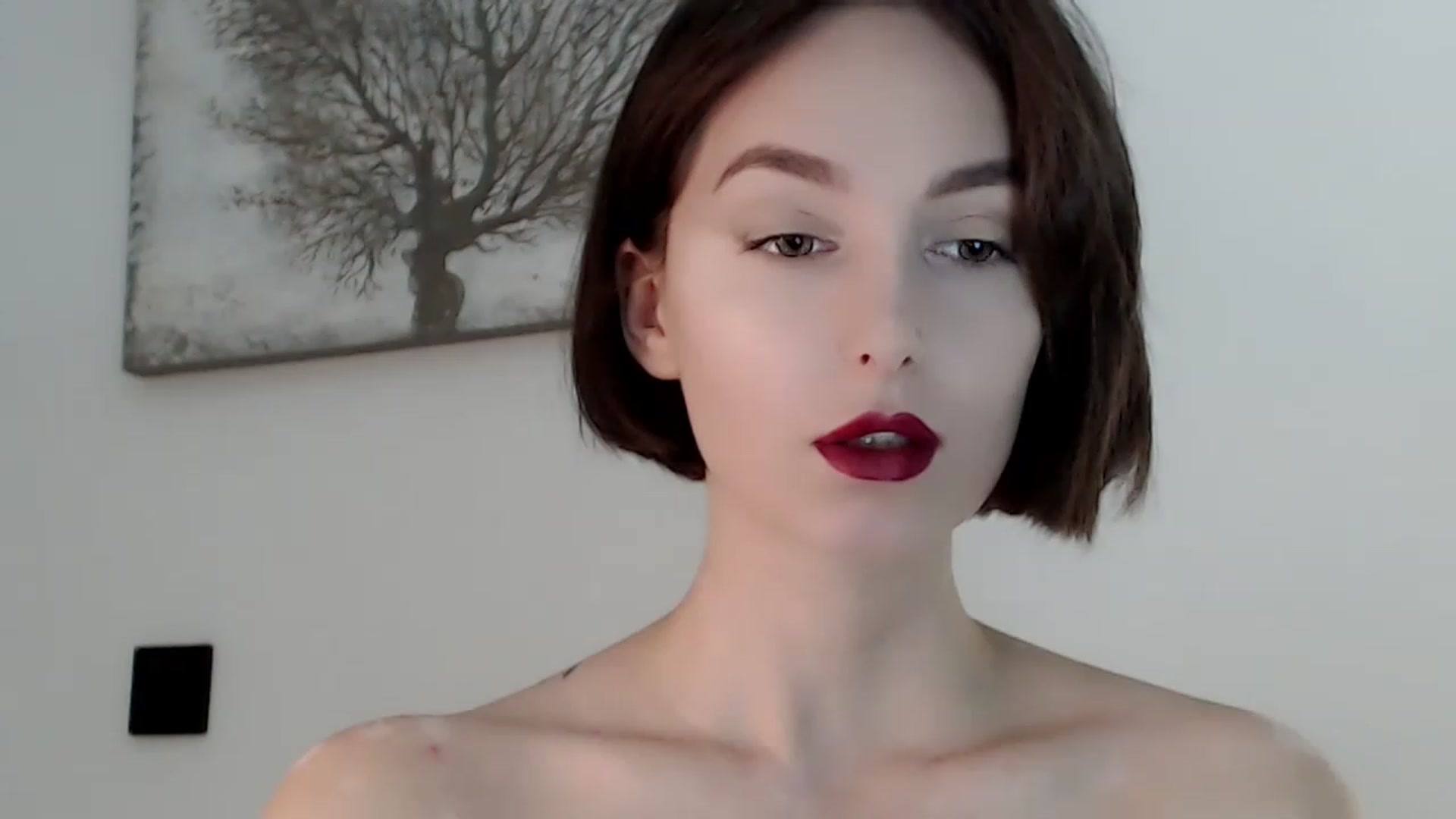 Gallery image thumbnail from Red_Lips_Girl's myfreecams stream on, 11/20/2022, 19:34 image 14 of 20