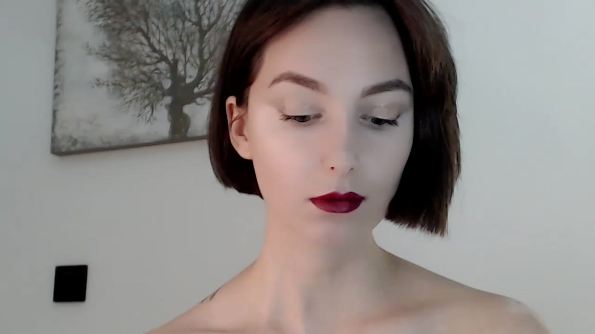 Gallery image thumbnail from Red_Lips_Girl's myfreecams stream on, 11/20/2022, 19:34 image 11 of 20