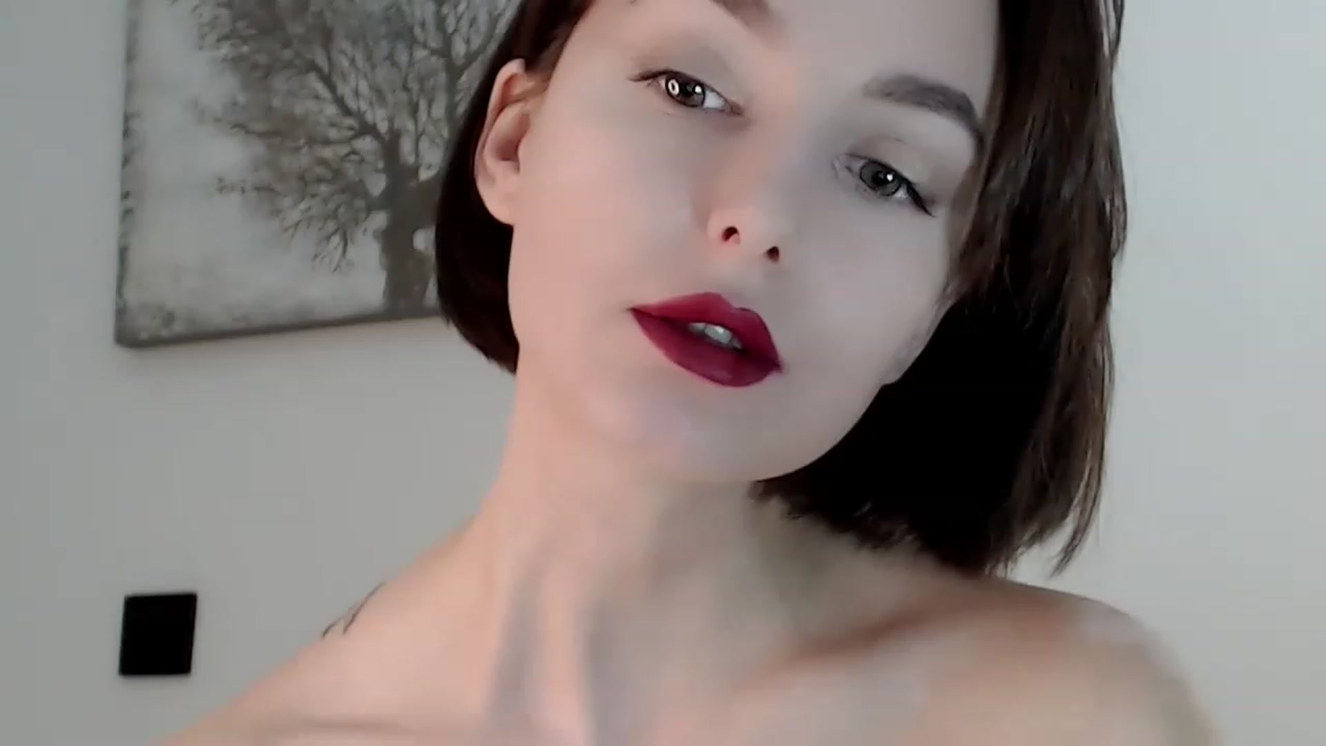 Gallery image thumbnail from Red_Lips_Girl's myfreecams stream on, 11/20/2022, 19:34 image 9 of 20