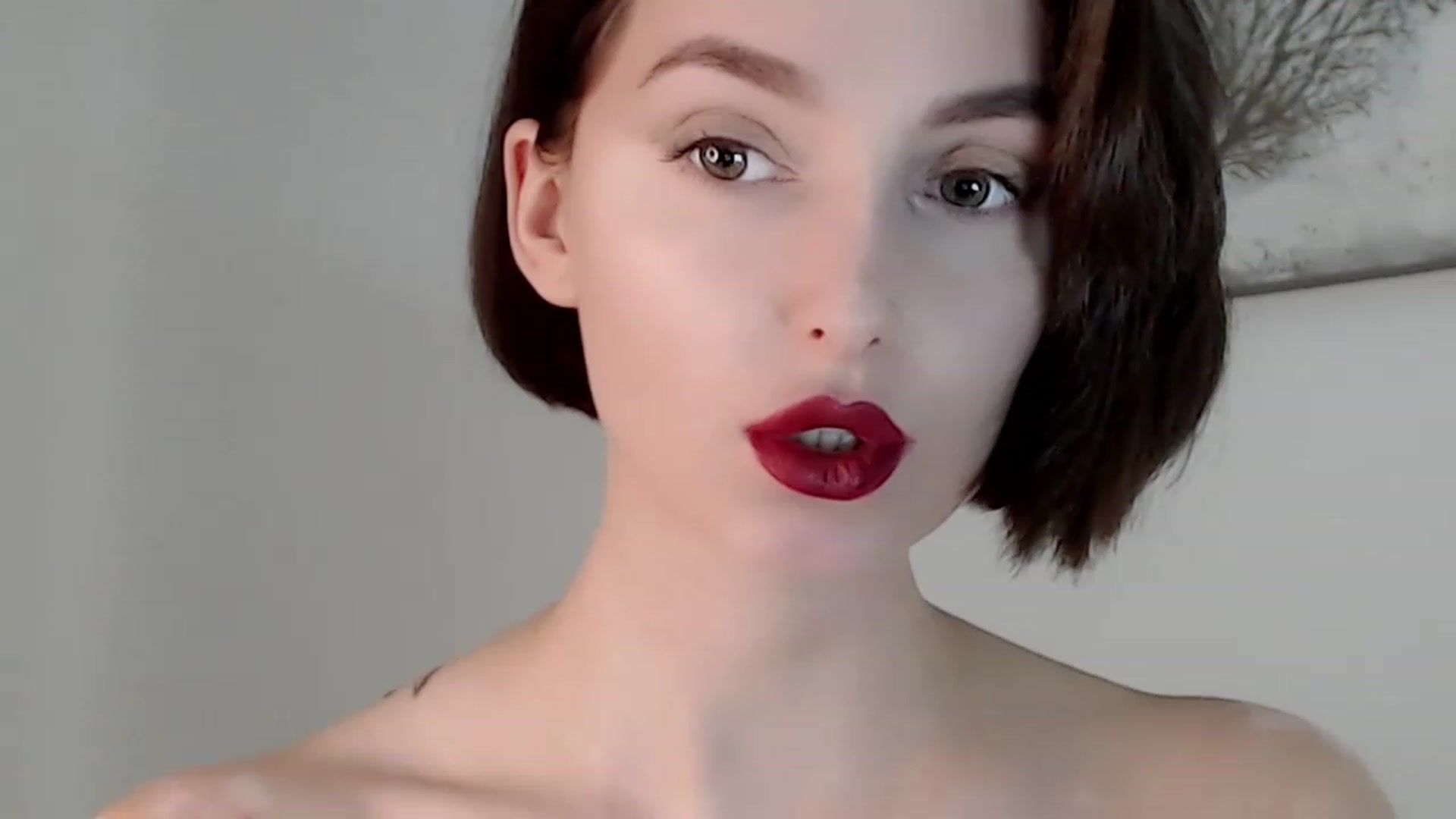 Gallery image thumbnail from Red_Lips_Girl's myfreecams stream on, 11/20/2022, 23:43 image 18 of 20