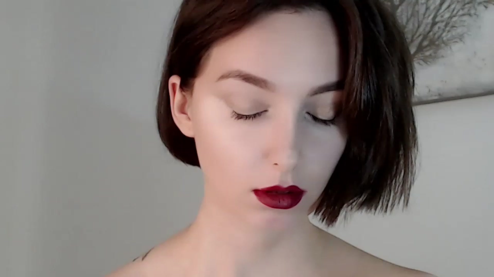 Gallery image thumbnail from Red_Lips_Girl's myfreecams stream on, 11/20/2022, 23:43 image 19 of 20