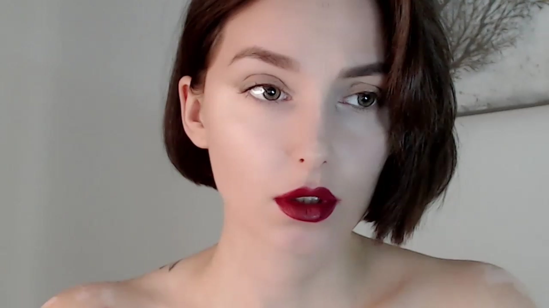 Gallery image thumbnail from Red_Lips_Girl's myfreecams stream on, 11/20/2022, 23:43 image 17 of 20