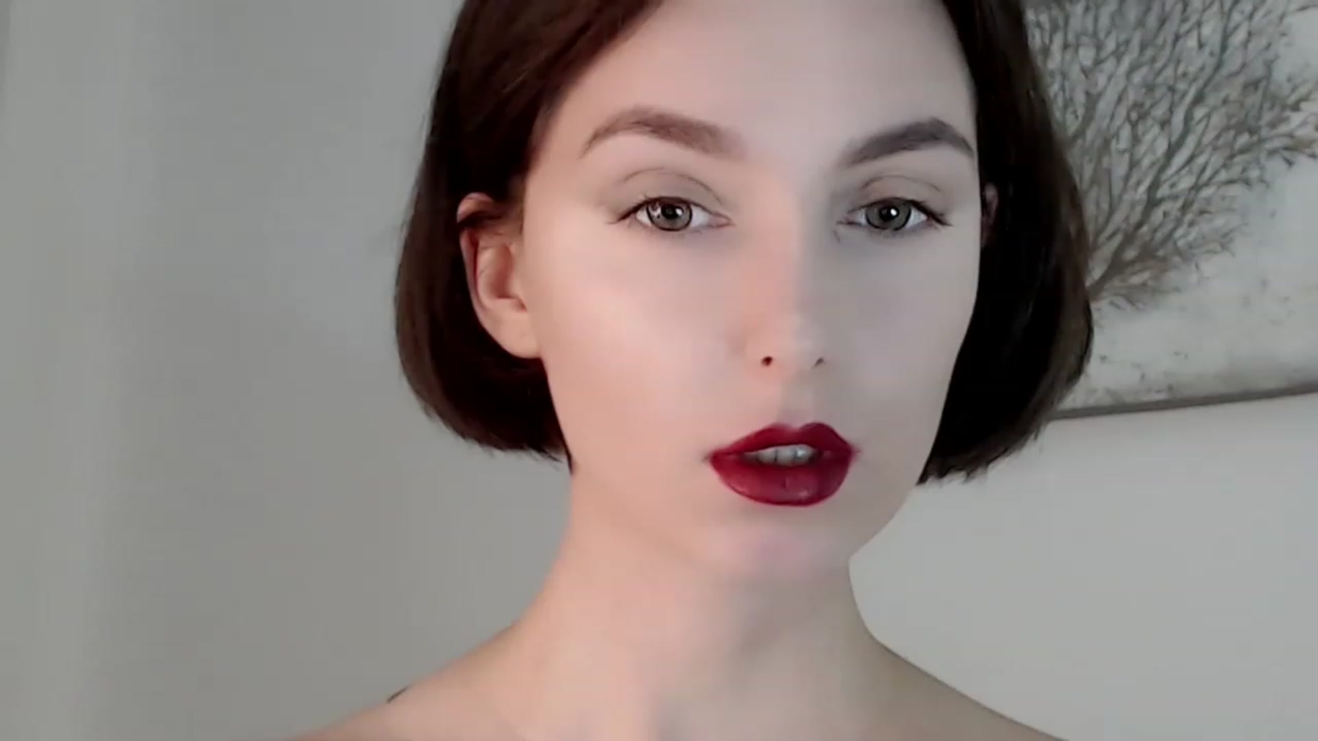 Gallery image thumbnail from Red_Lips_Girl's myfreecams stream on, 11/20/2022, 23:43 image 12 of 20