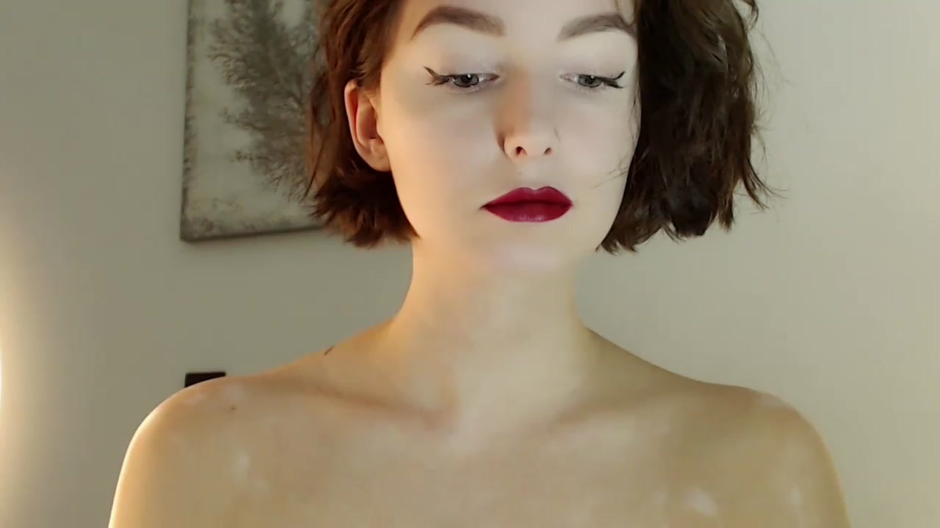 Gallery image thumbnail from Red_Lips_Girl's myfreecams stream on, 11/23/2022, 21:01 image 10 of 20