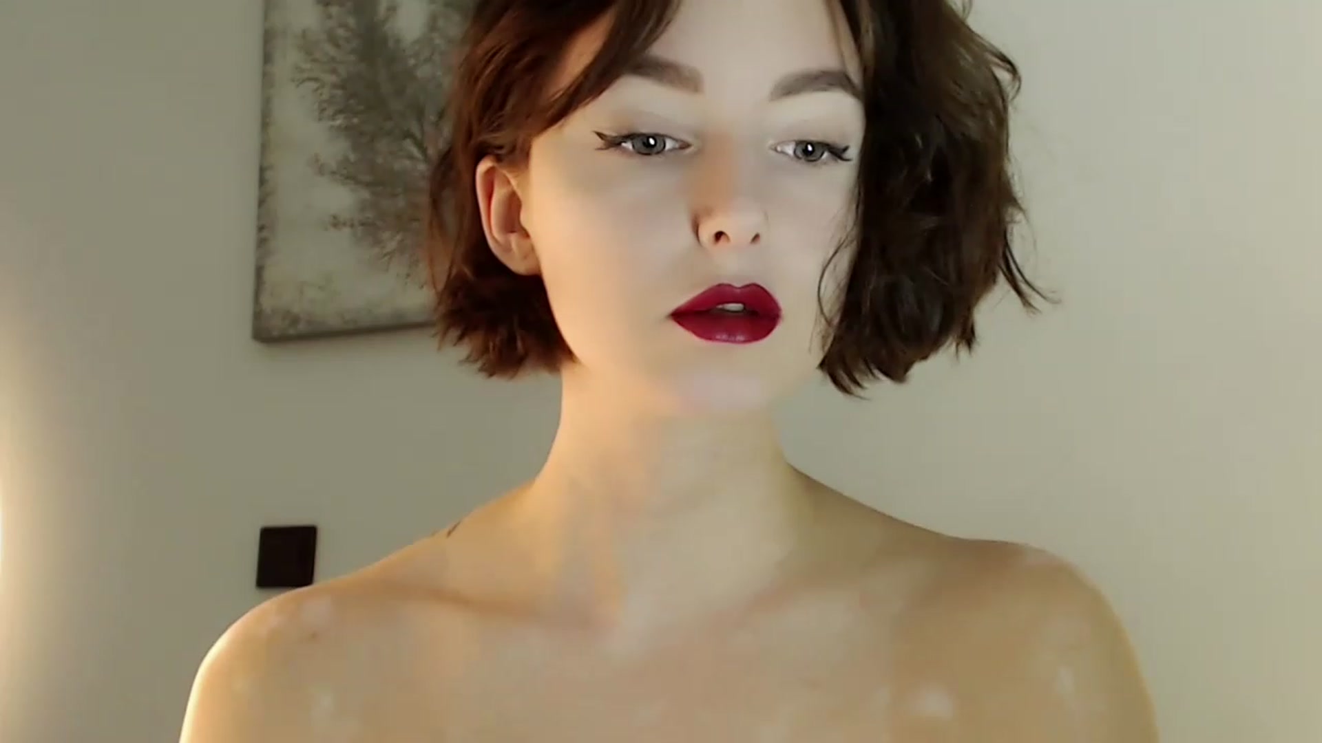 Gallery image thumbnail from Red_Lips_Girl's myfreecams stream on, 11/23/2022, 21:01 image 12 of 20