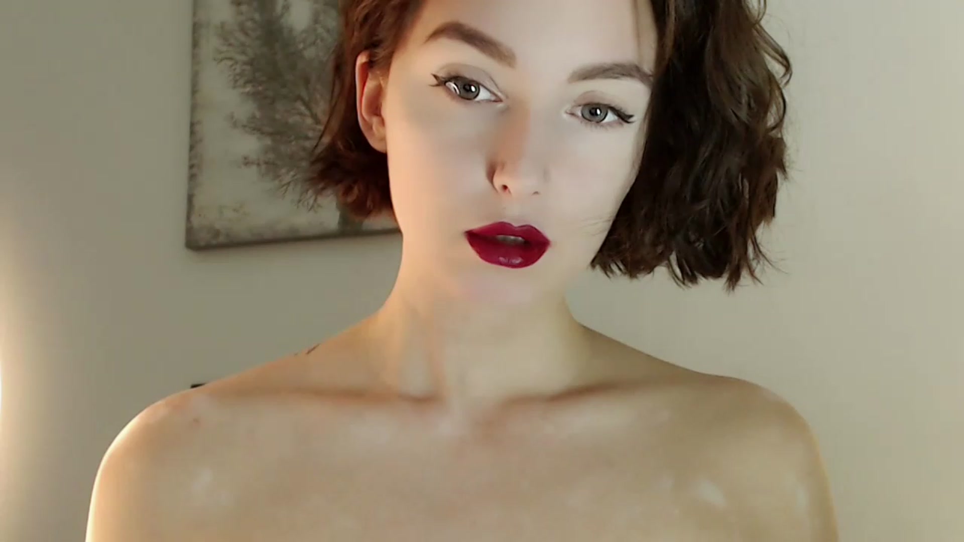 Gallery image thumbnail from Red_Lips_Girl's myfreecams stream on, 11/23/2022, 21:01 image 8 of 20