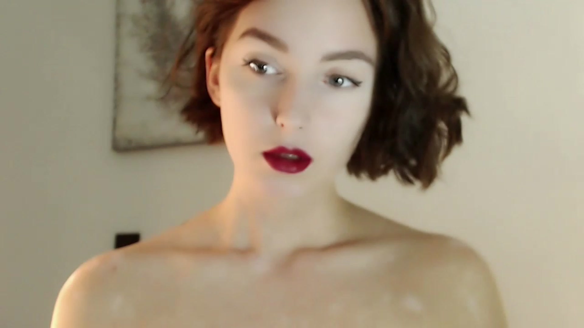 Gallery image thumbnail from Red_Lips_Girl's myfreecams stream on, 11/23/2022, 21:01 image 7 of 20