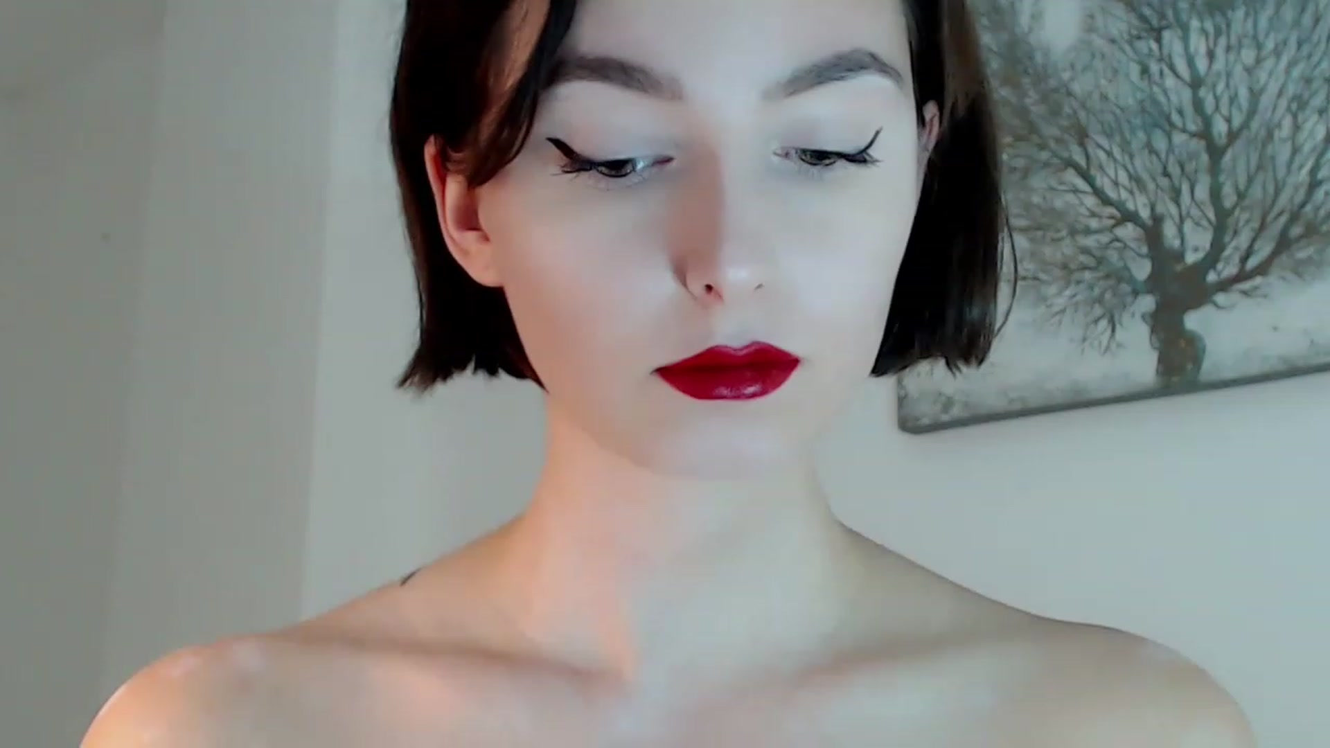 Gallery image thumbnail from Red_Lips_Girl's myfreecams stream on, 11/26/2022, 21:50 image 7 of 20