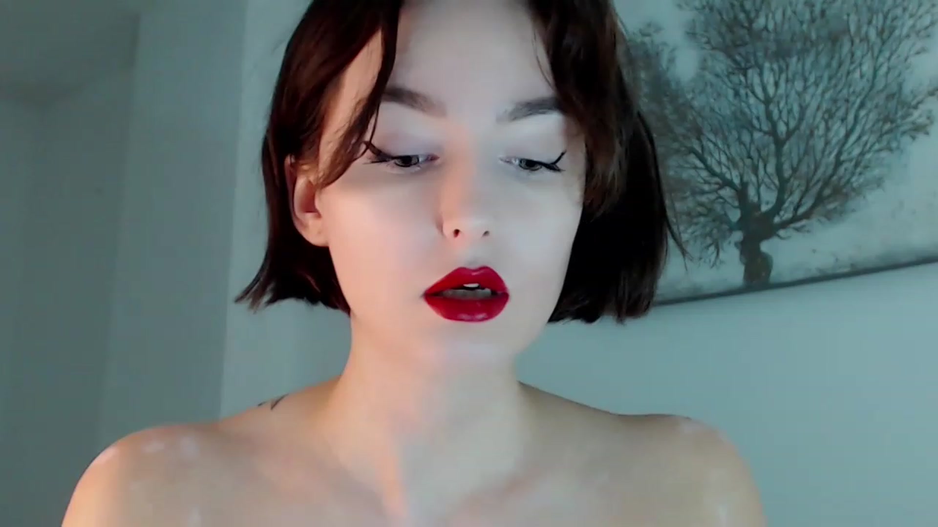 Gallery image thumbnail from Red_Lips_Girl's myfreecams stream on, 11/26/2022, 21:50 image 14 of 20