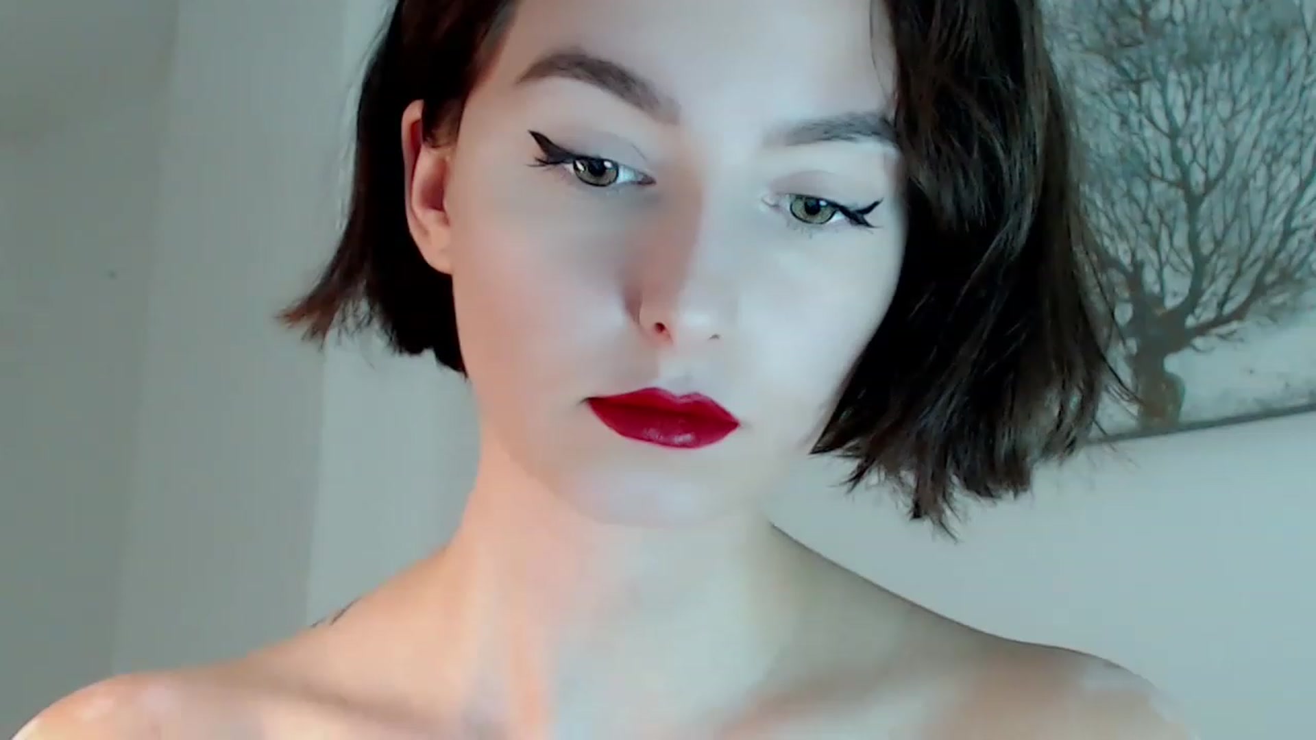 Gallery image thumbnail from Red_Lips_Girl's myfreecams stream on, 11/26/2022, 21:50 image 1 of 20