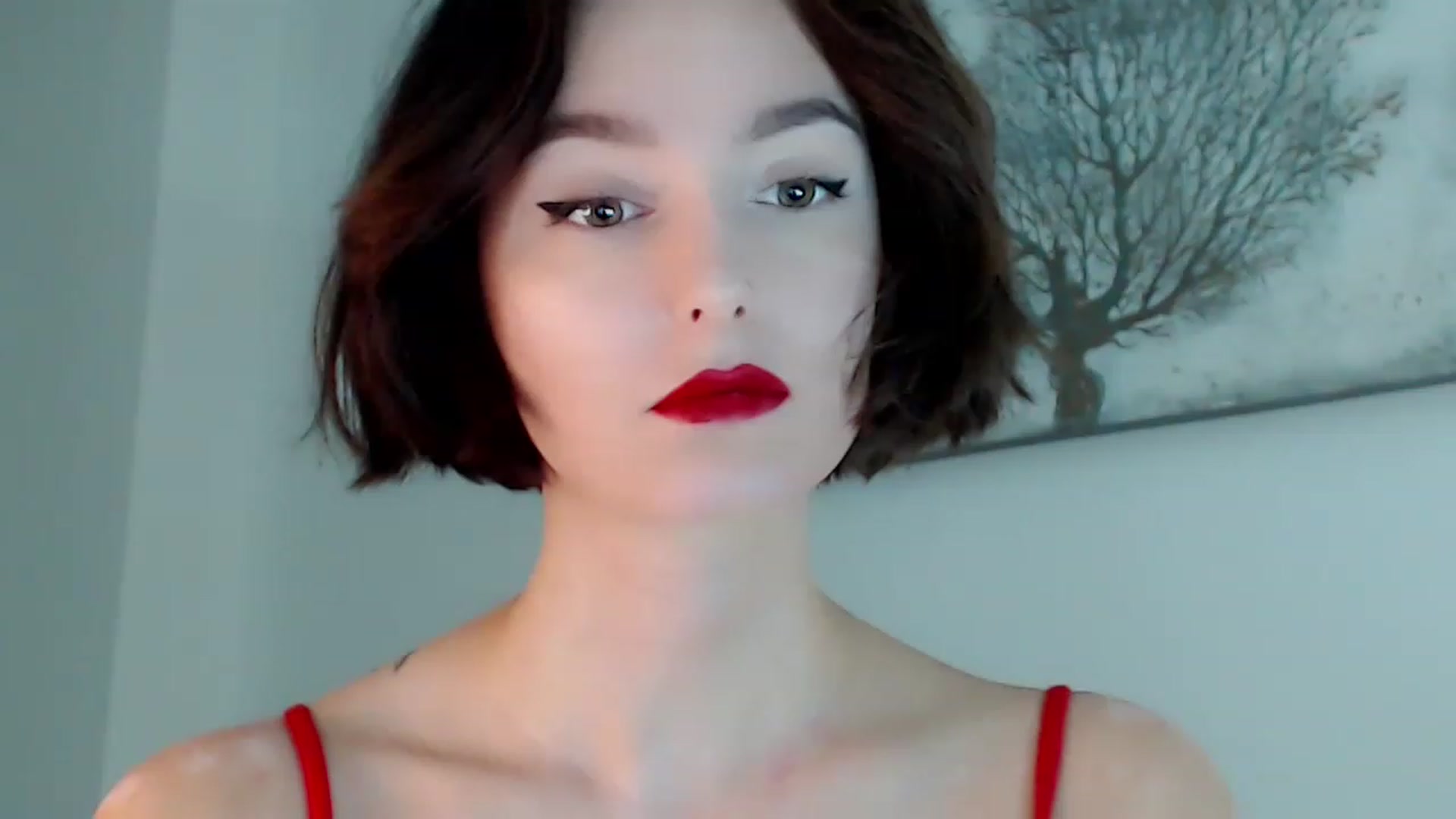 Gallery image thumbnail from Red_Lips_Girl's myfreecams stream on, 11/26/2022, 23:05 image 19 of 20