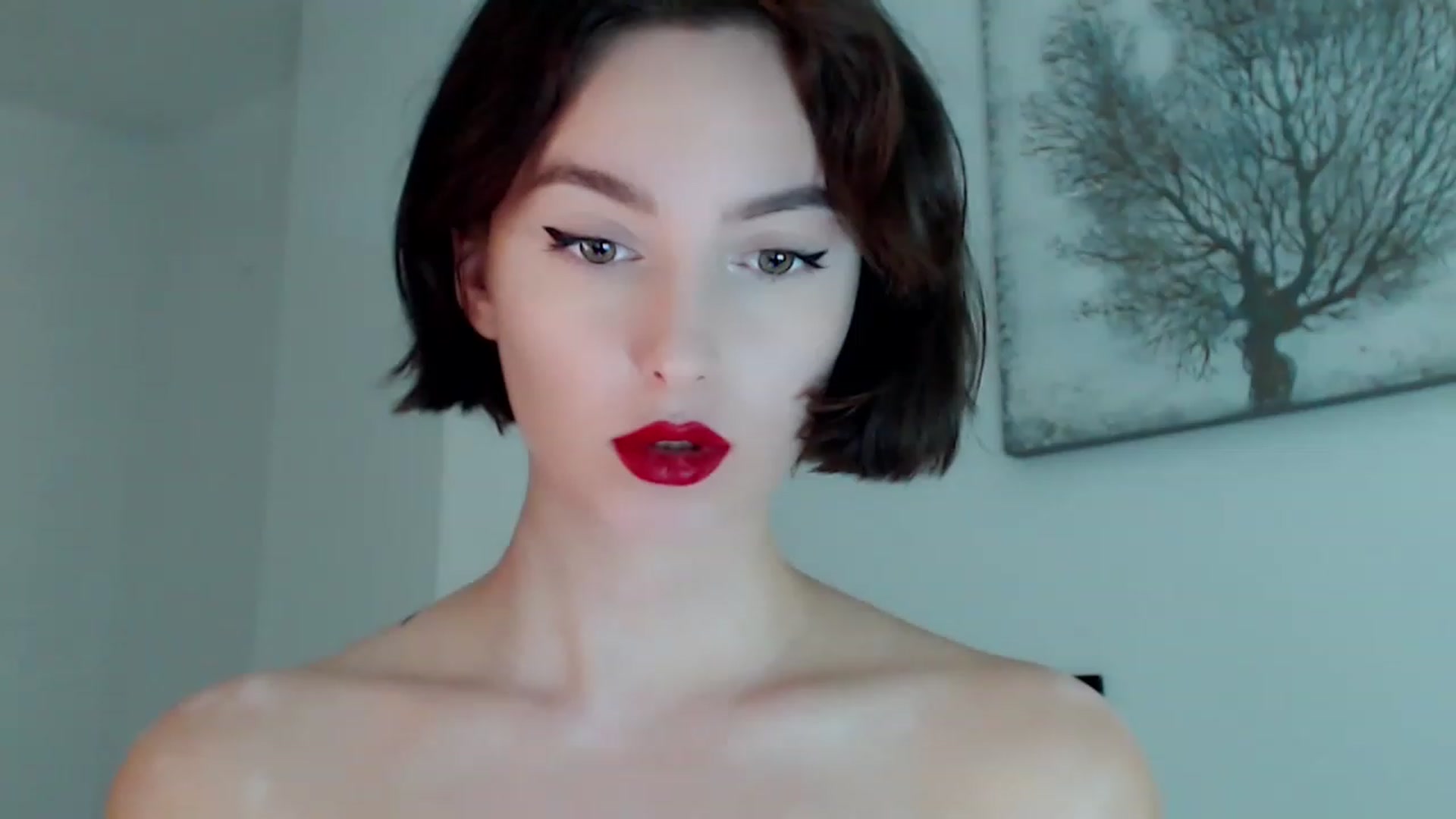 Gallery image thumbnail from Red_Lips_Girl's myfreecams stream on, 11/26/2022, 23:05 image 1 of 20