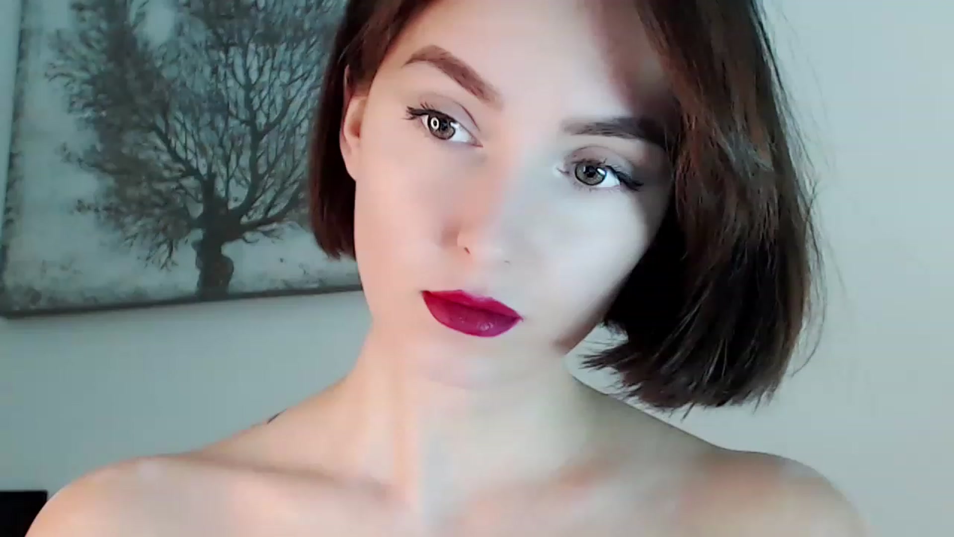 Gallery image thumbnail from Red_Lips_Girl's myfreecams stream on, 12/03/2022, 21:33 image 15 of 20