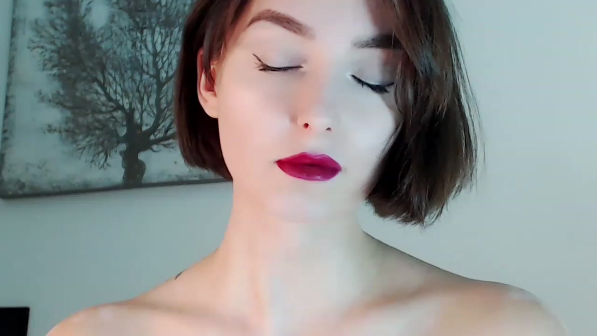 Gallery image thumbnail from Red_Lips_Girl's myfreecams stream on, 12/03/2022, 21:33 image 20 of 20
