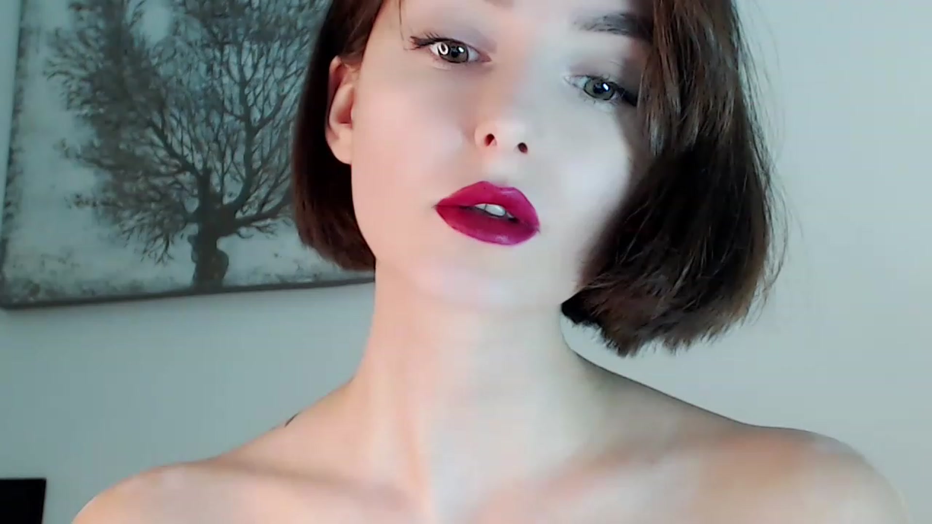 Gallery image thumbnail from Red_Lips_Girl's myfreecams stream on, 12/03/2022, 21:33 image 16 of 20