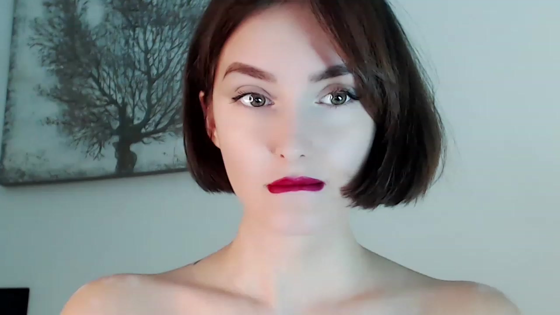 Gallery image thumbnail from Red_Lips_Girl's myfreecams stream on, 12/03/2022, 21:33 image 14 of 20