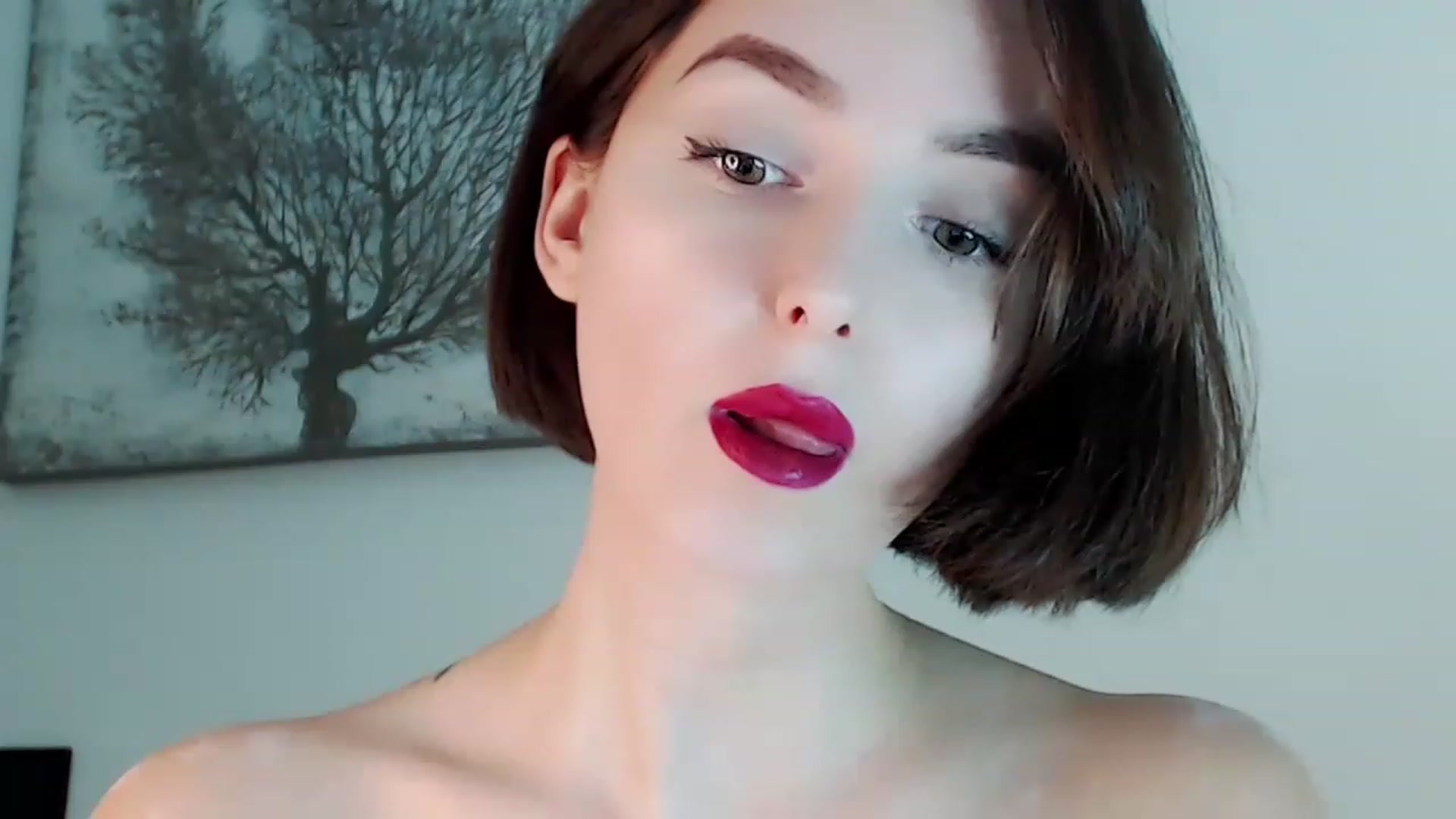 Gallery image thumbnail from Red_Lips_Girl's myfreecams stream on, 12/03/2022, 21:33 image 18 of 20