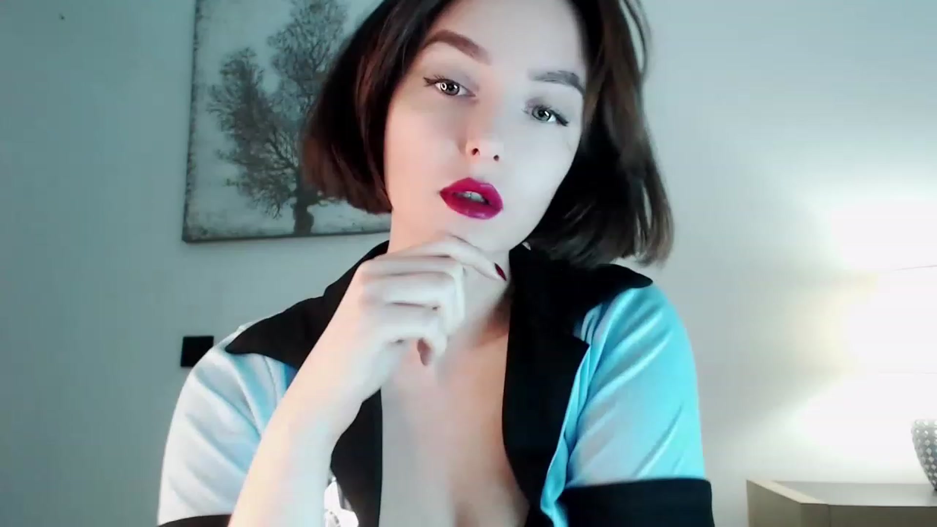 Gallery image thumbnail from Red_Lips_Girl's myfreecams stream on, 12/03/2022, 21:33 image 9 of 20