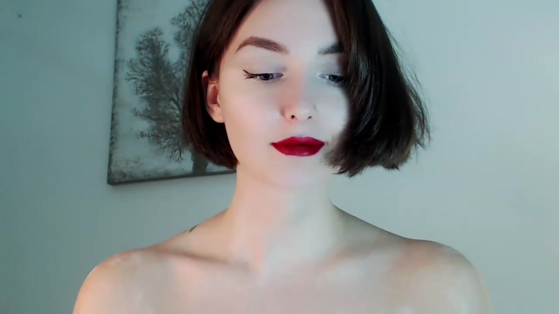 Gallery image thumbnail from Red_Lips_Girl's myfreecams stream on, 12/04/2022, 24:02 image 6 of 20