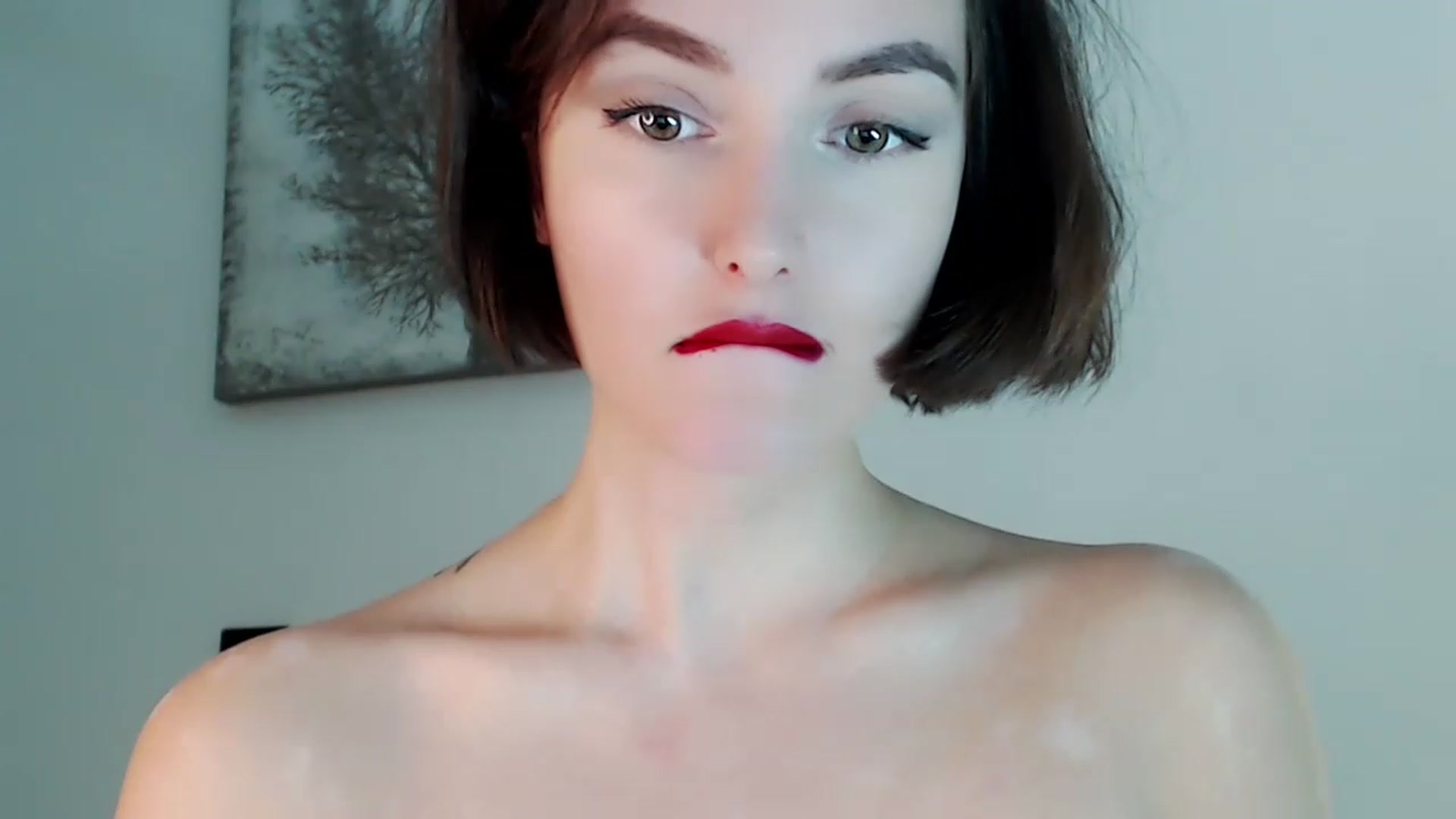 Gallery image thumbnail from Red_Lips_Girl's myfreecams stream on, 12/04/2022, 24:02 image 15 of 20