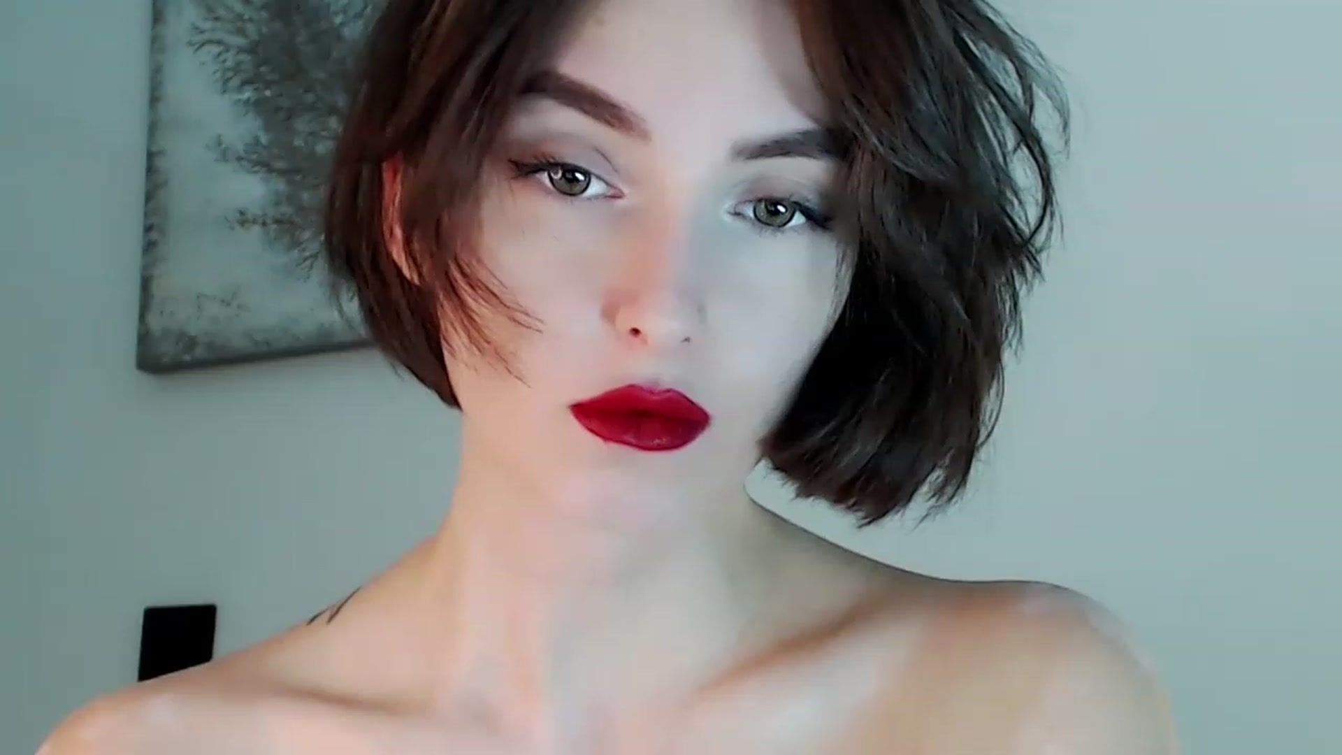 Gallery image thumbnail from Red_Lips_Girl's myfreecams stream on, 12/04/2022, 24:02 image 18 of 20