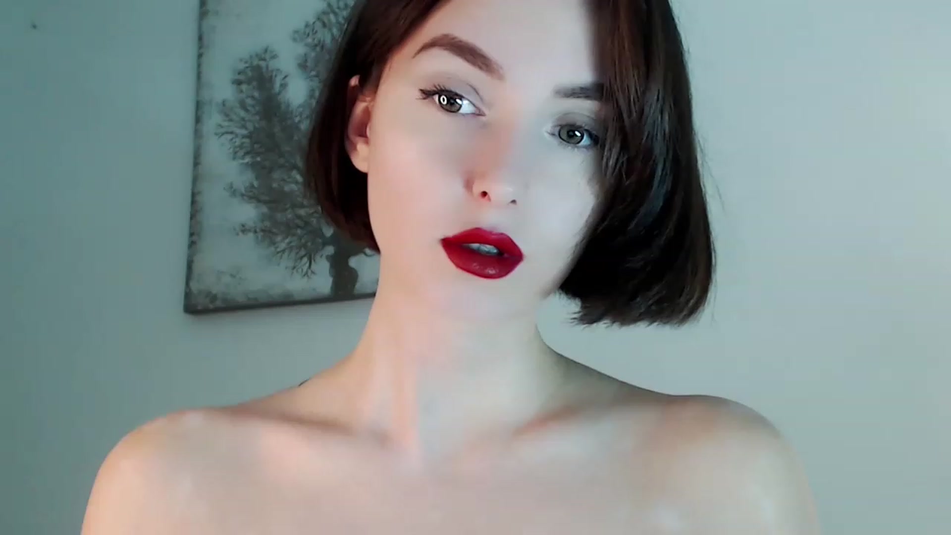 Gallery image thumbnail from Red_Lips_Girl's myfreecams stream on, 12/04/2022, 24:02 image 5 of 20