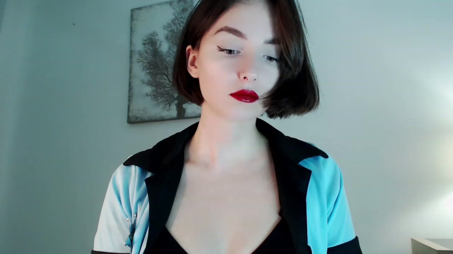 Gallery image thumbnail from Red_Lips_Girl's myfreecams stream on, 12/04/2022, 24:02 image 1 of 20