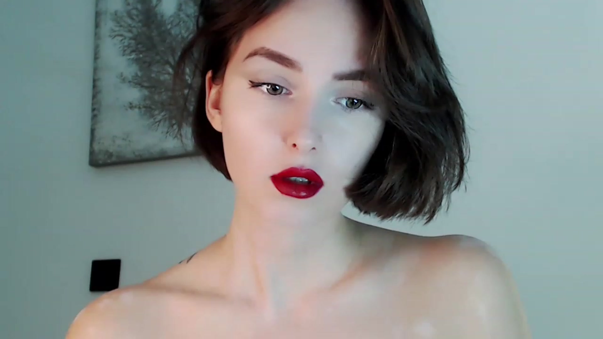 Gallery image thumbnail from Red_Lips_Girl's myfreecams stream on, 12/04/2022, 24:02 image 16 of 20