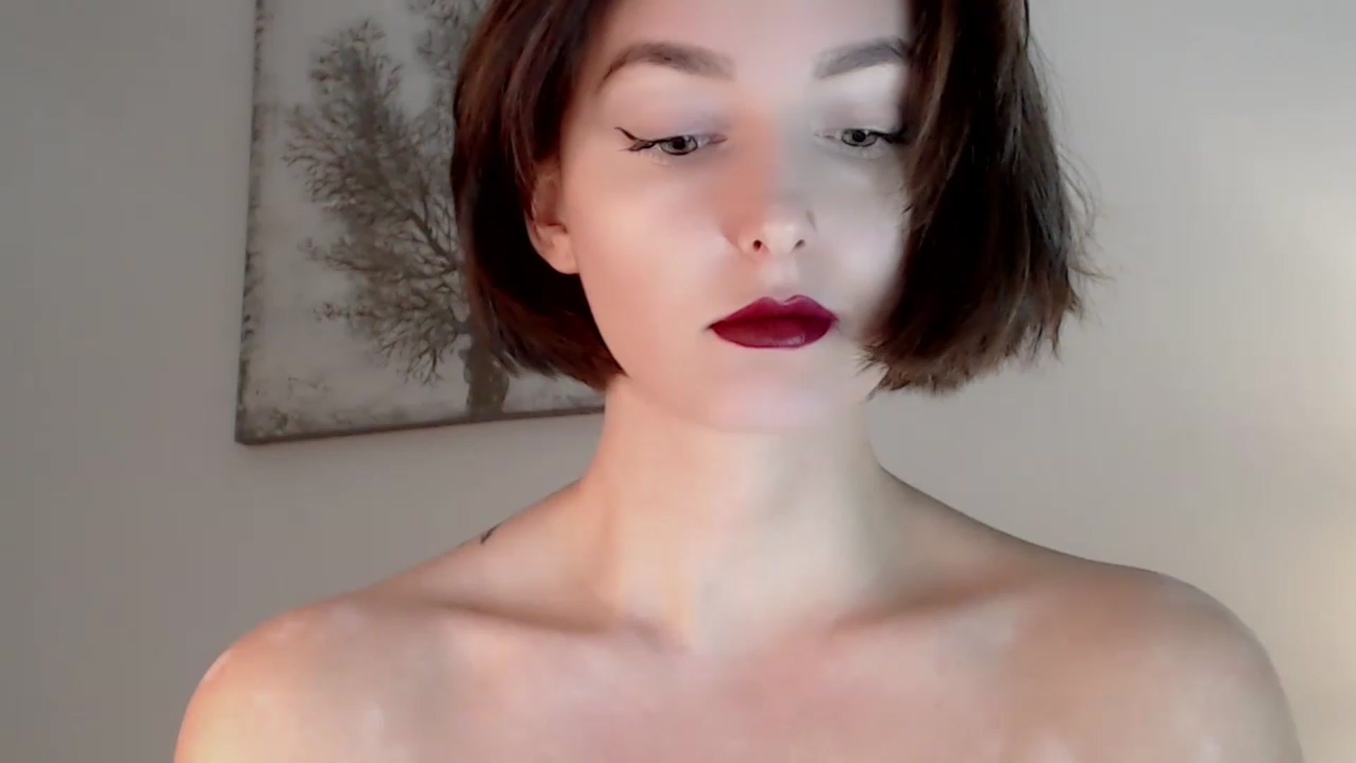 Gallery image thumbnail from Red_Lips_Girl's myfreecams stream on, 12/08/2022, 16:34 image 20 of 20