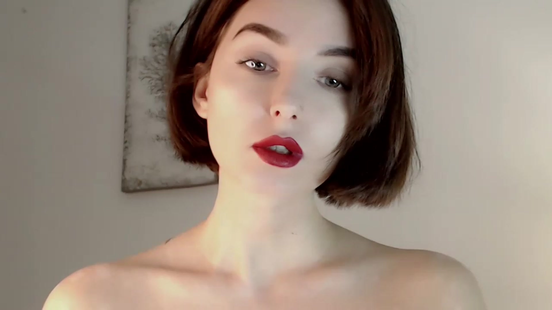 Gallery image thumbnail from Red_Lips_Girl's myfreecams stream on, 12/12/2022, 20:04 image 9 of 20